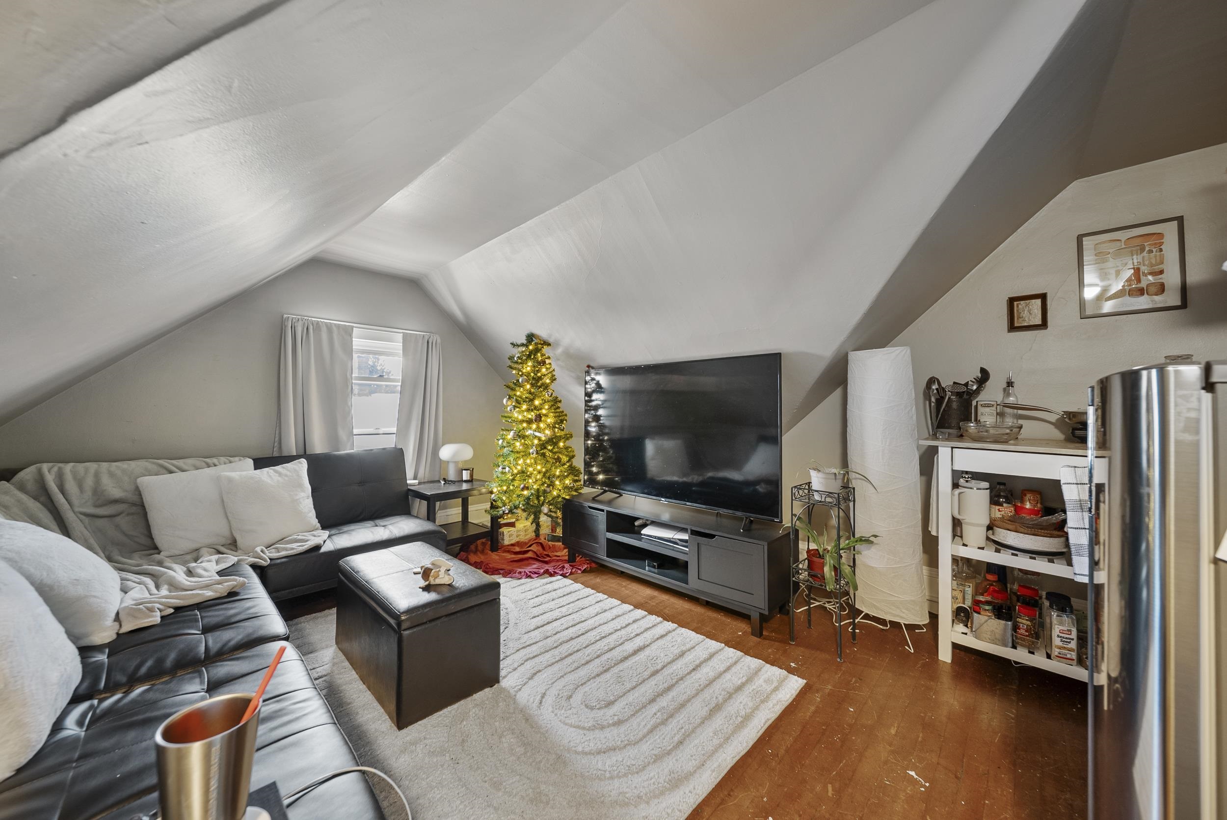 property viewer photo 21