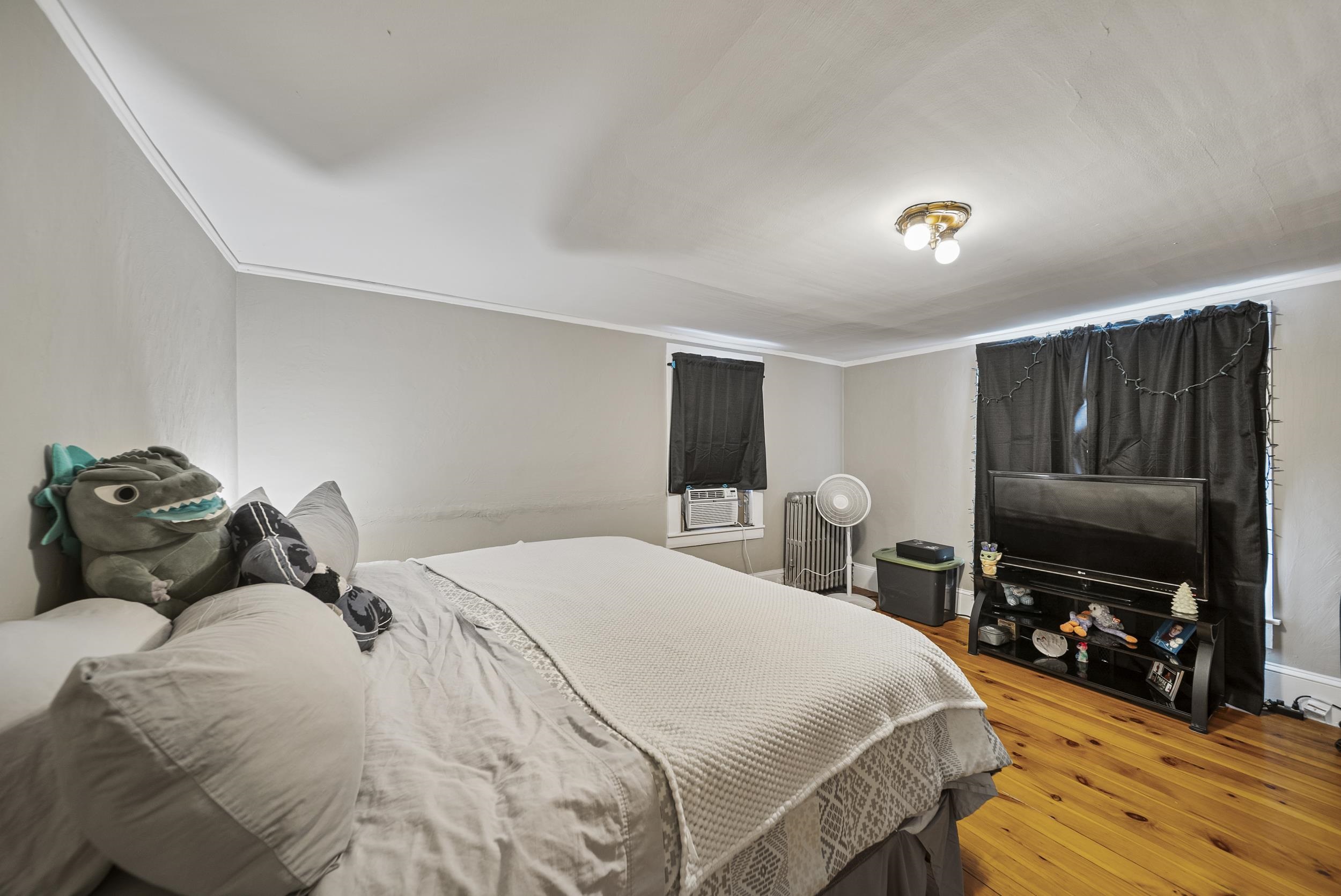 property viewer photo 45