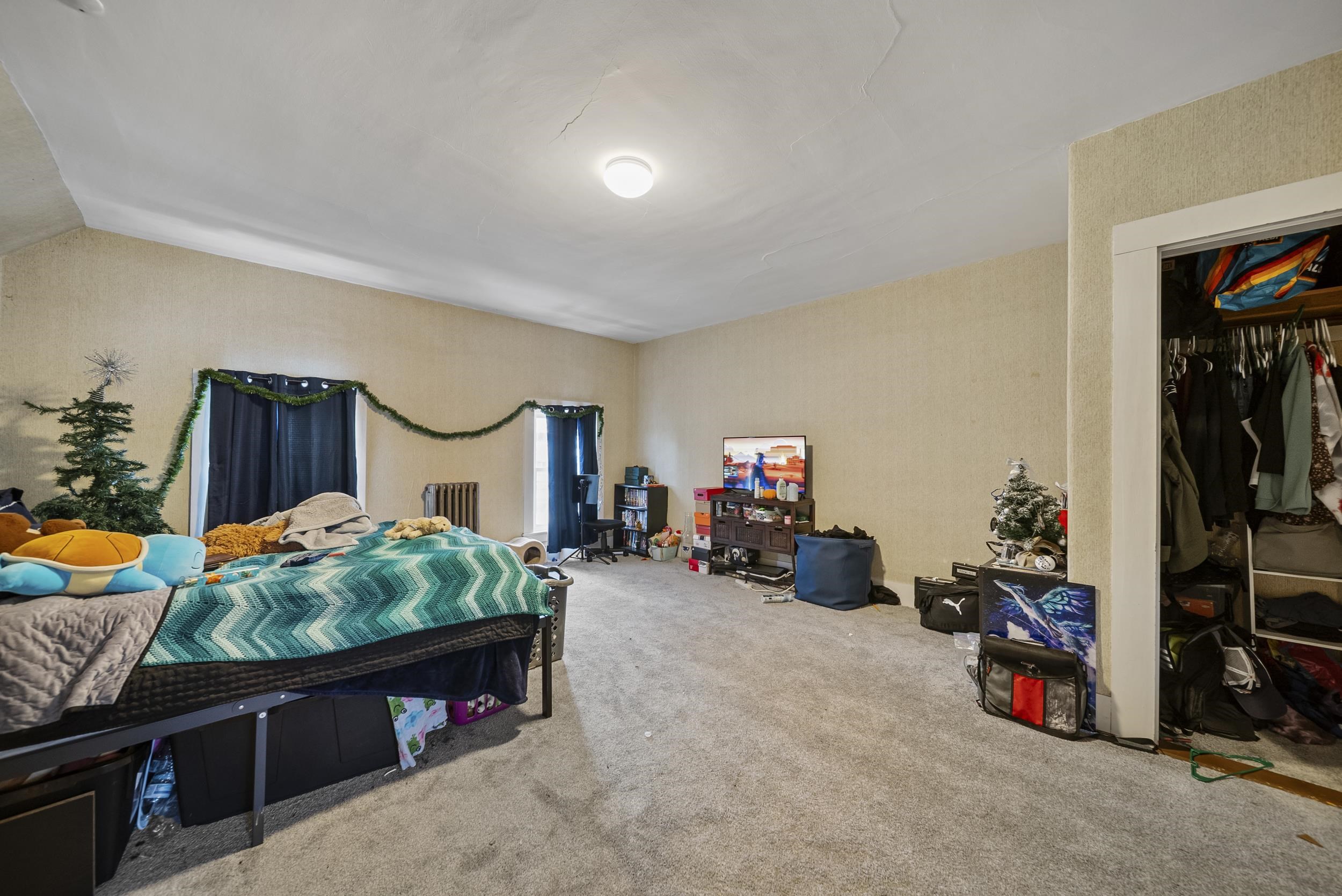 property viewer photo 46