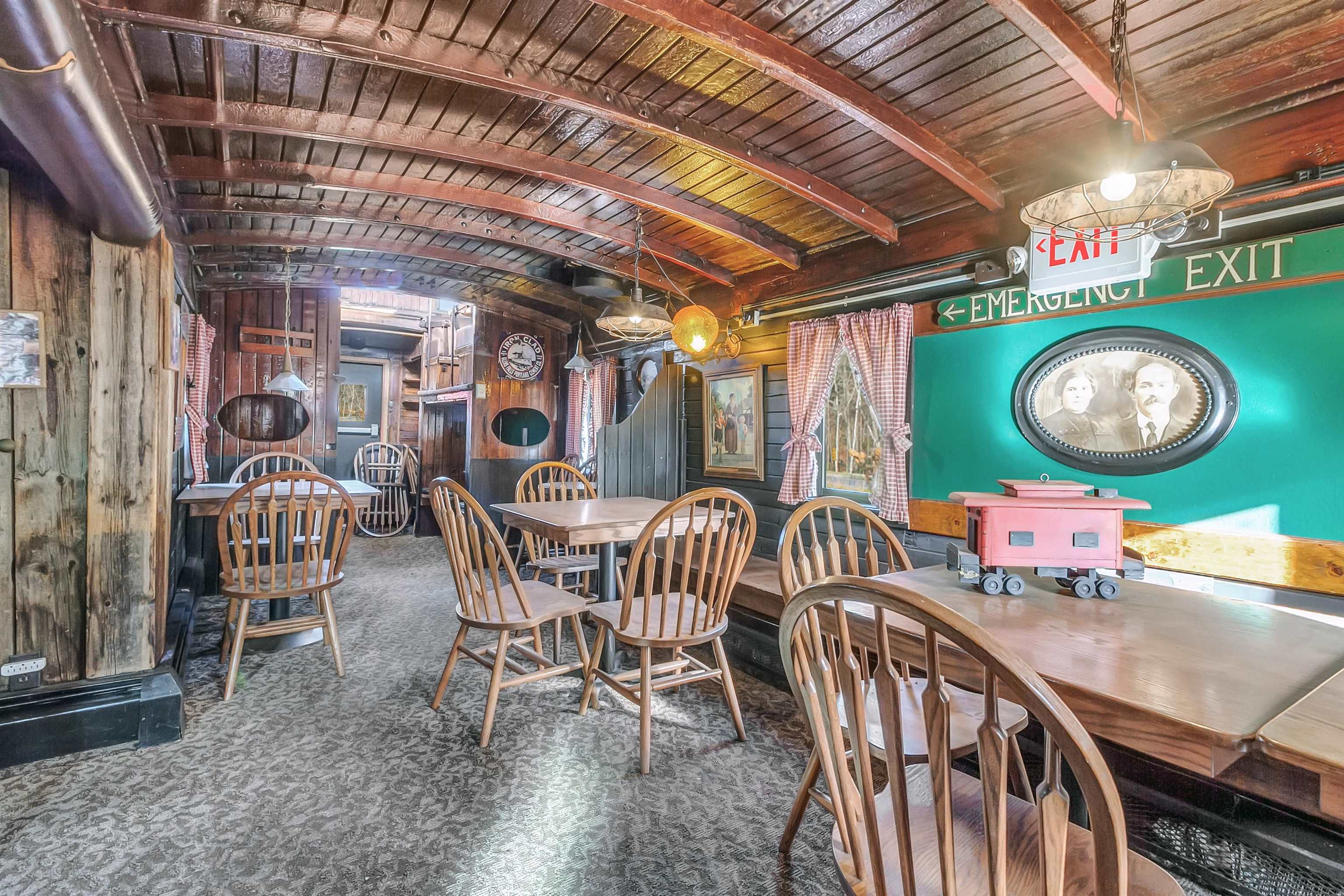 main property photo 18