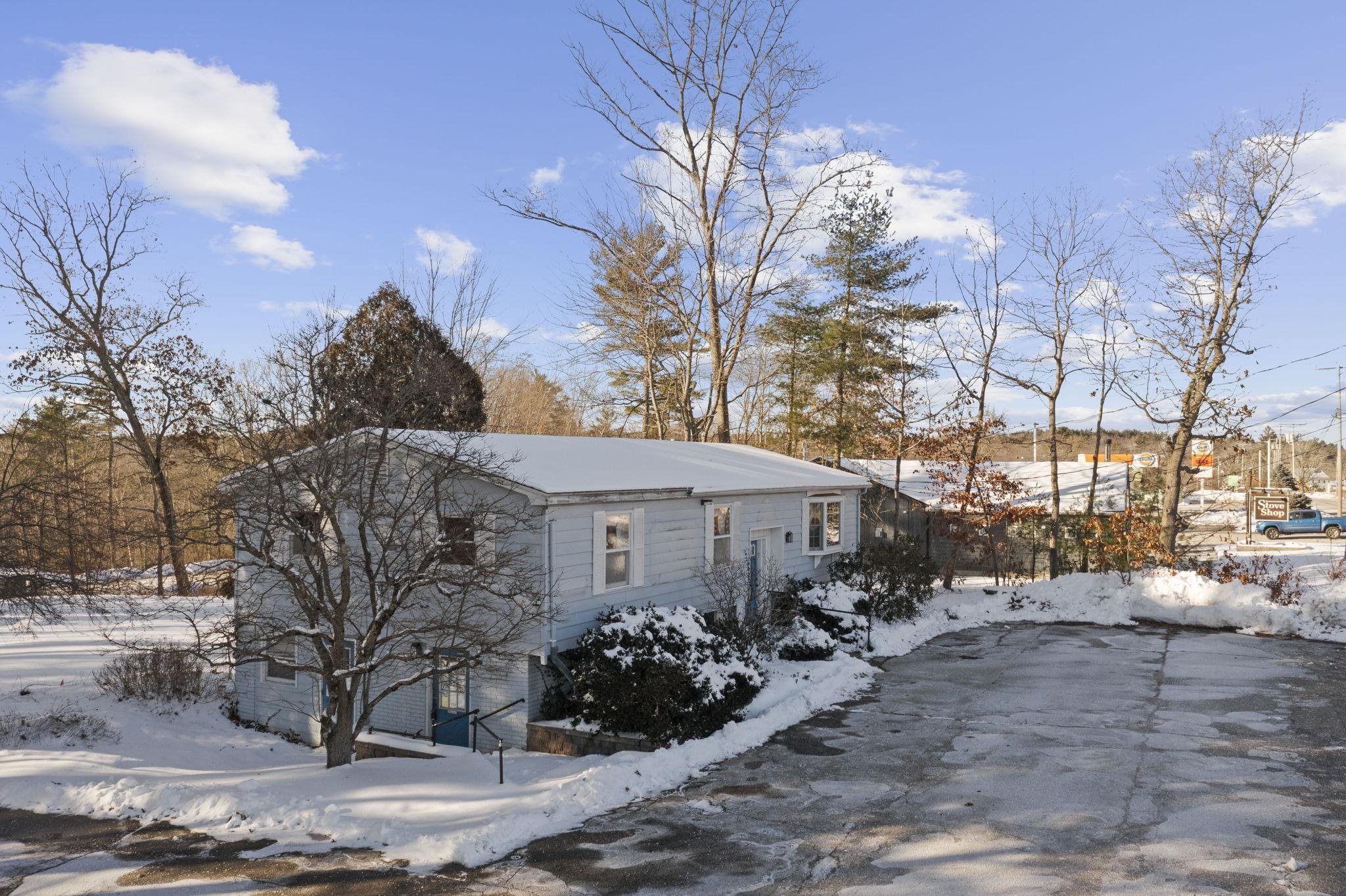main property photo 40