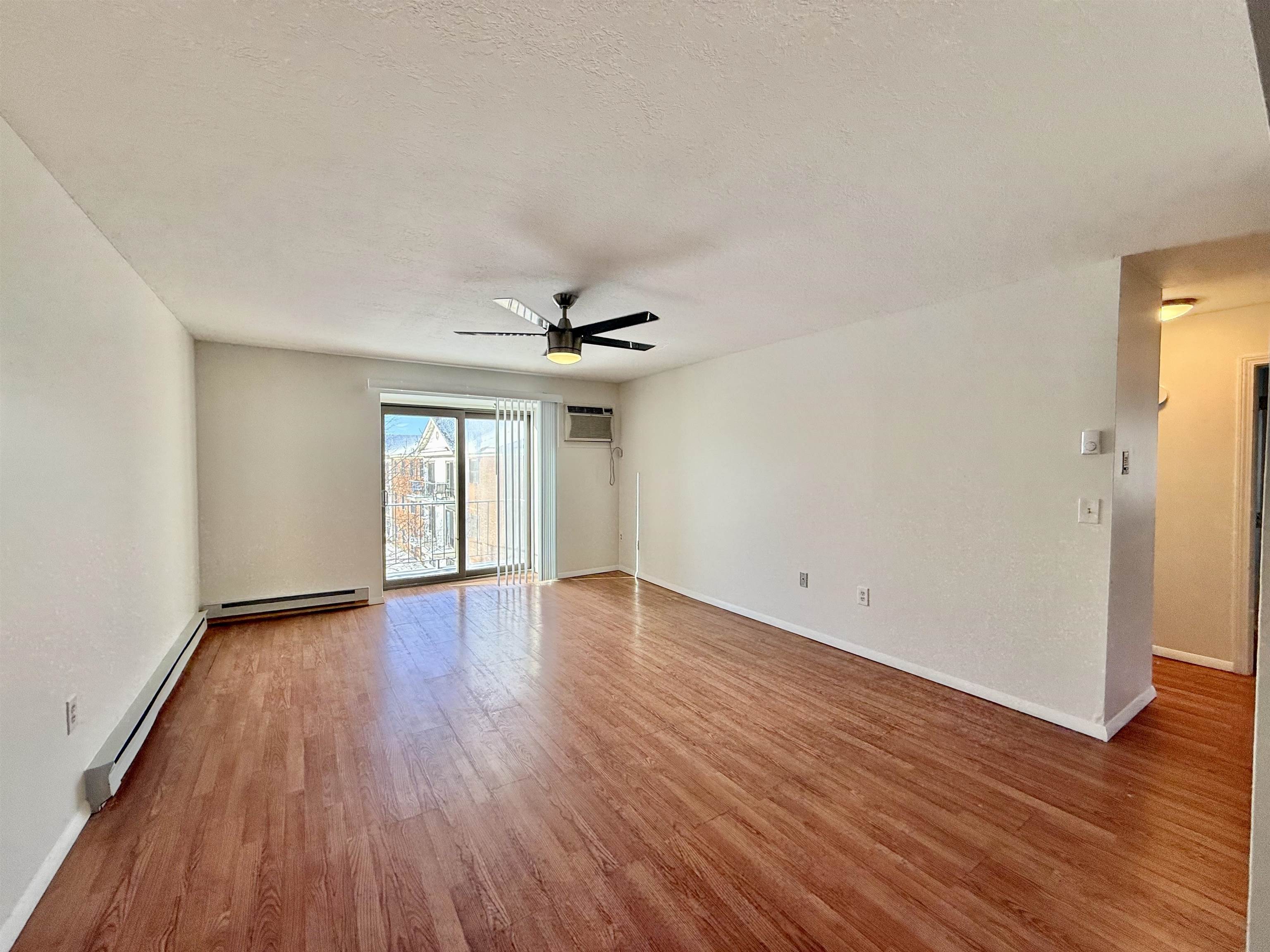 property viewer photo 5