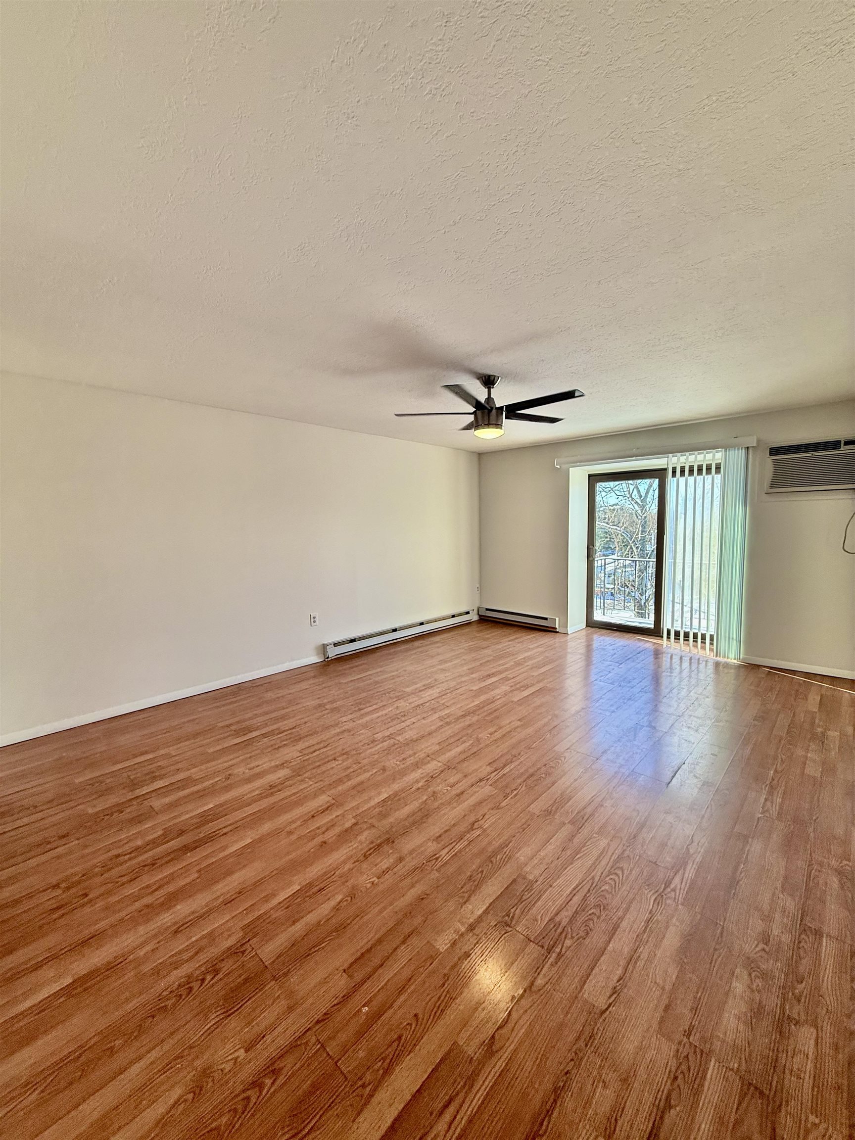 property viewer photo 6