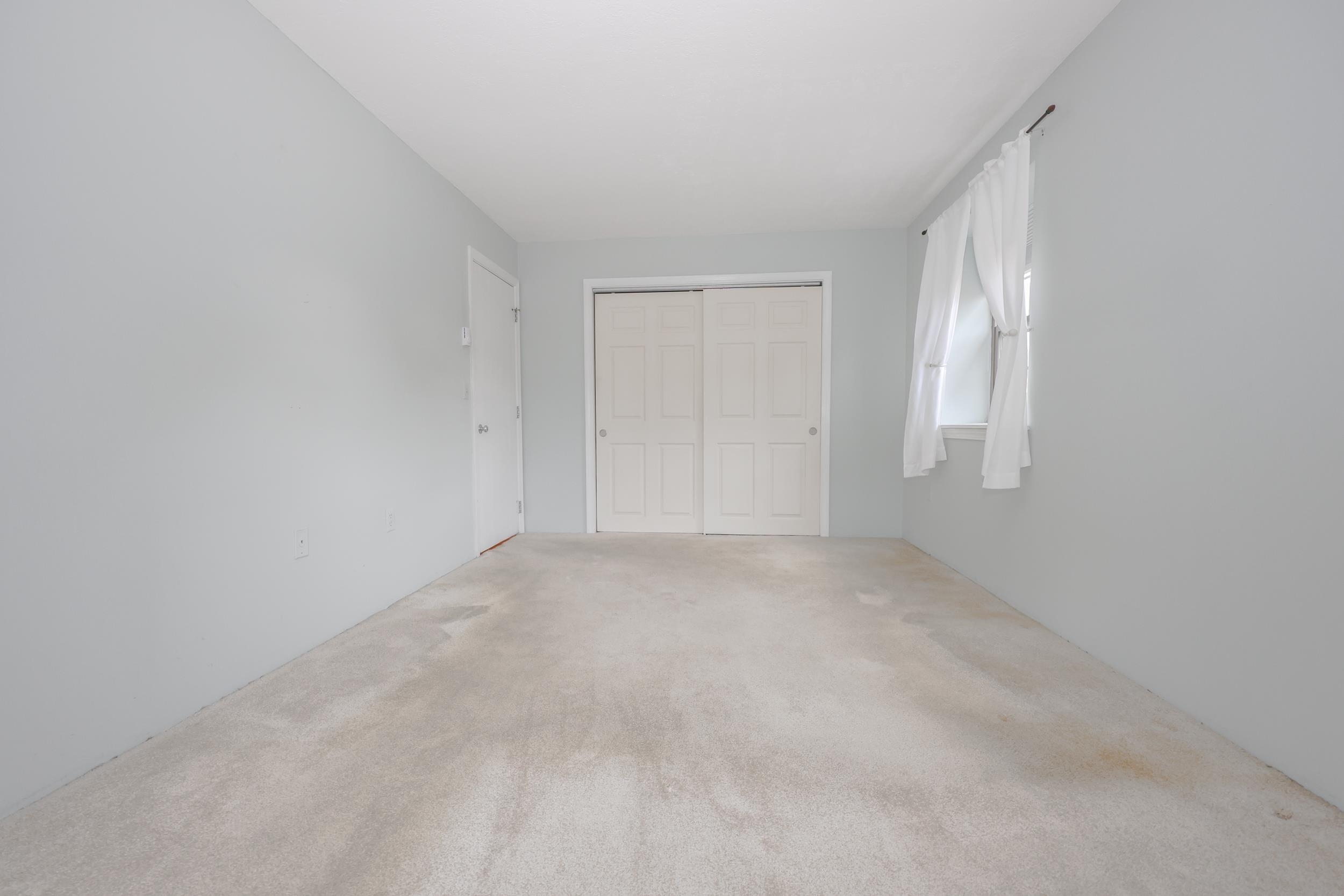 property viewer photo 8