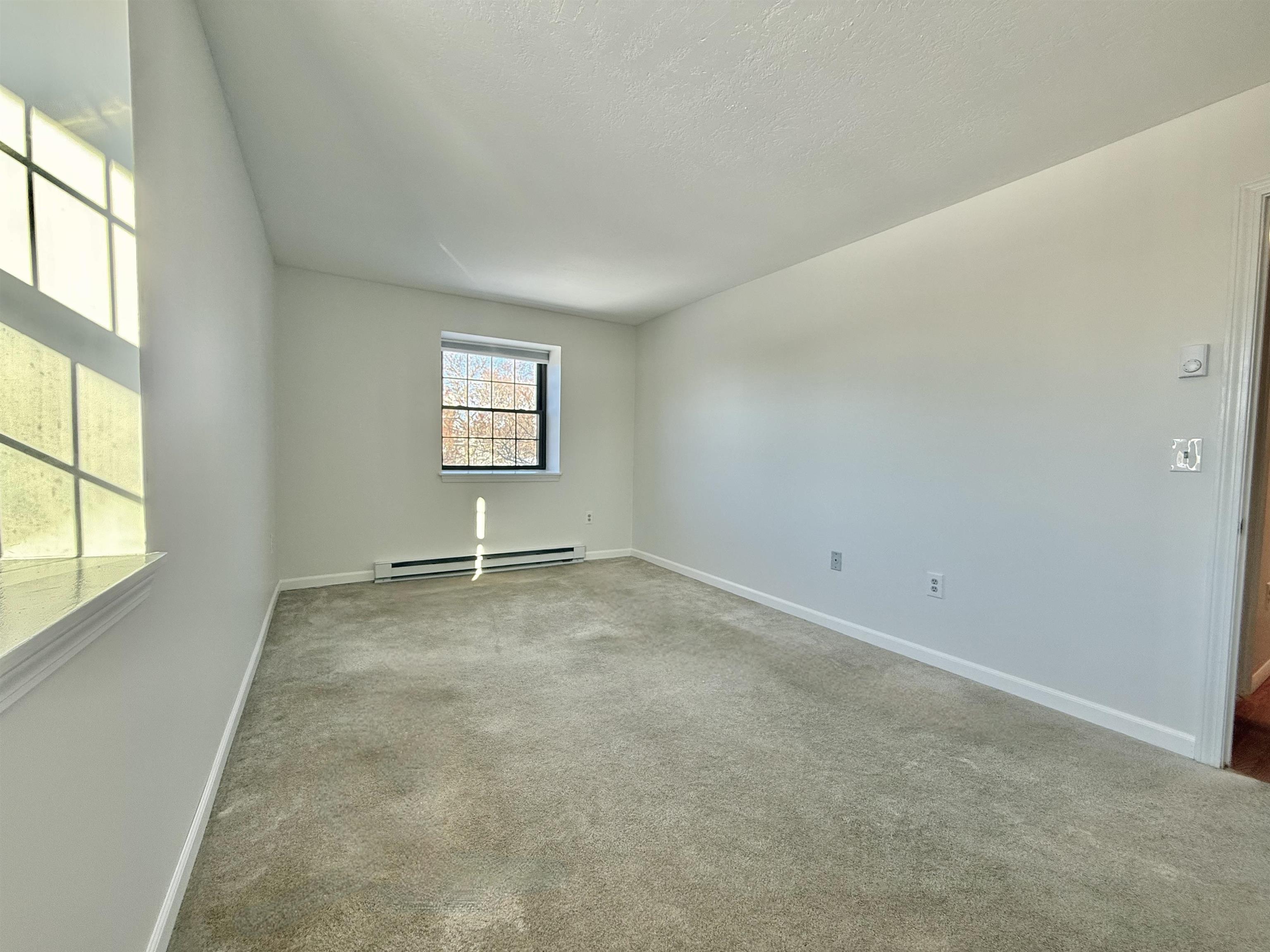 property viewer photo 9