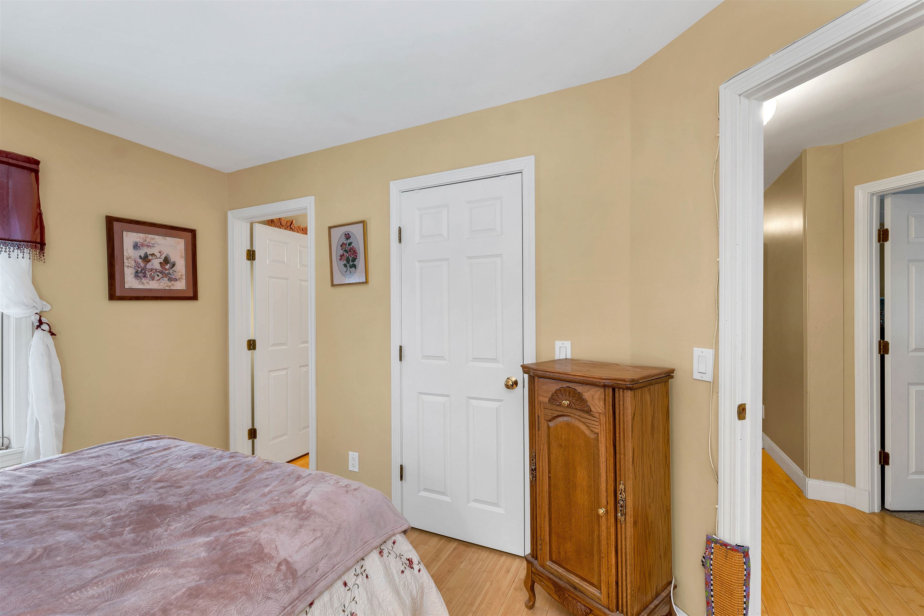 property viewer photo 19