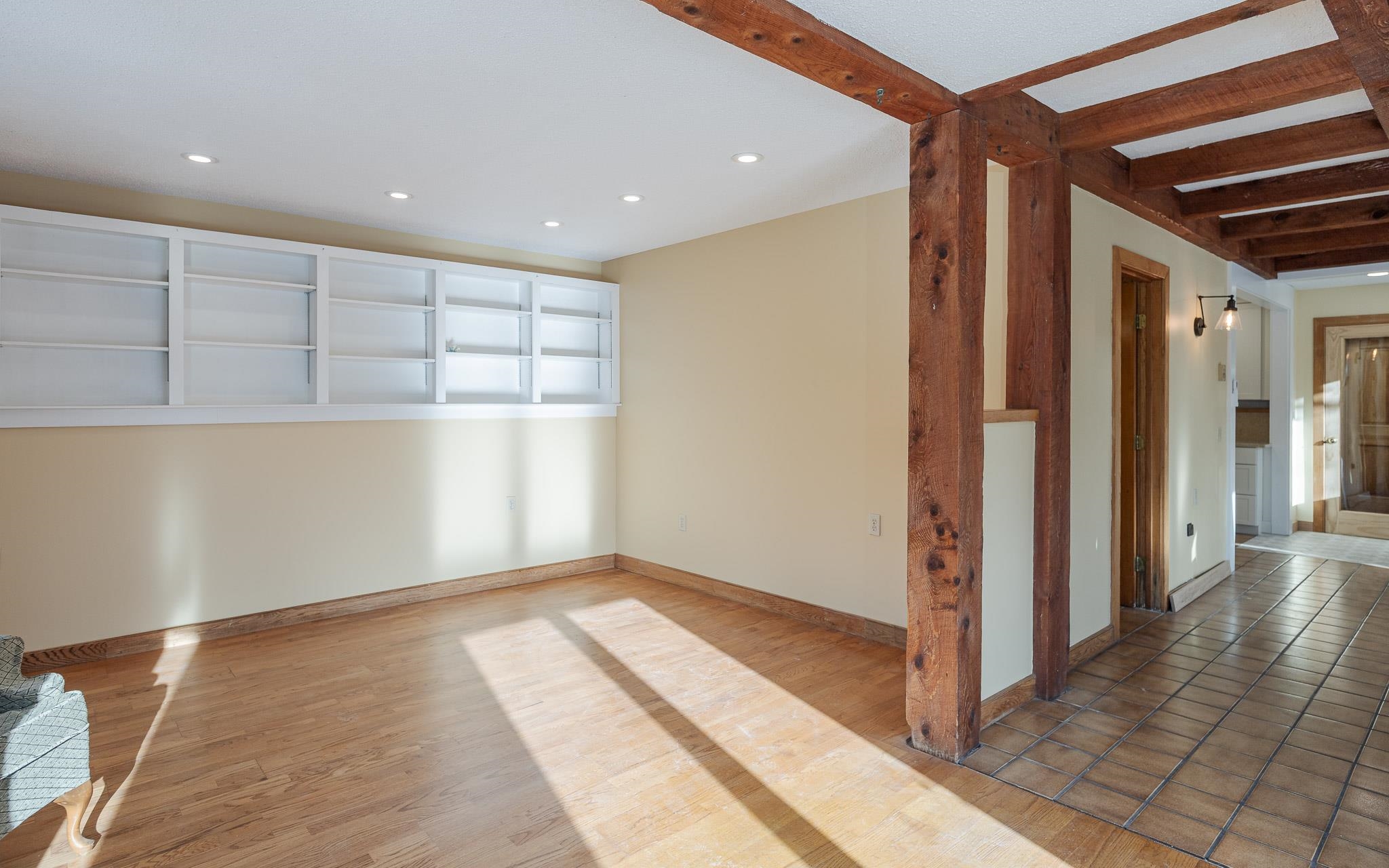 property viewer photo 18