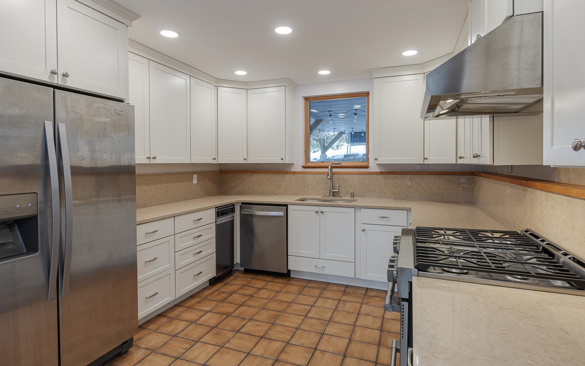 property viewer photo 8