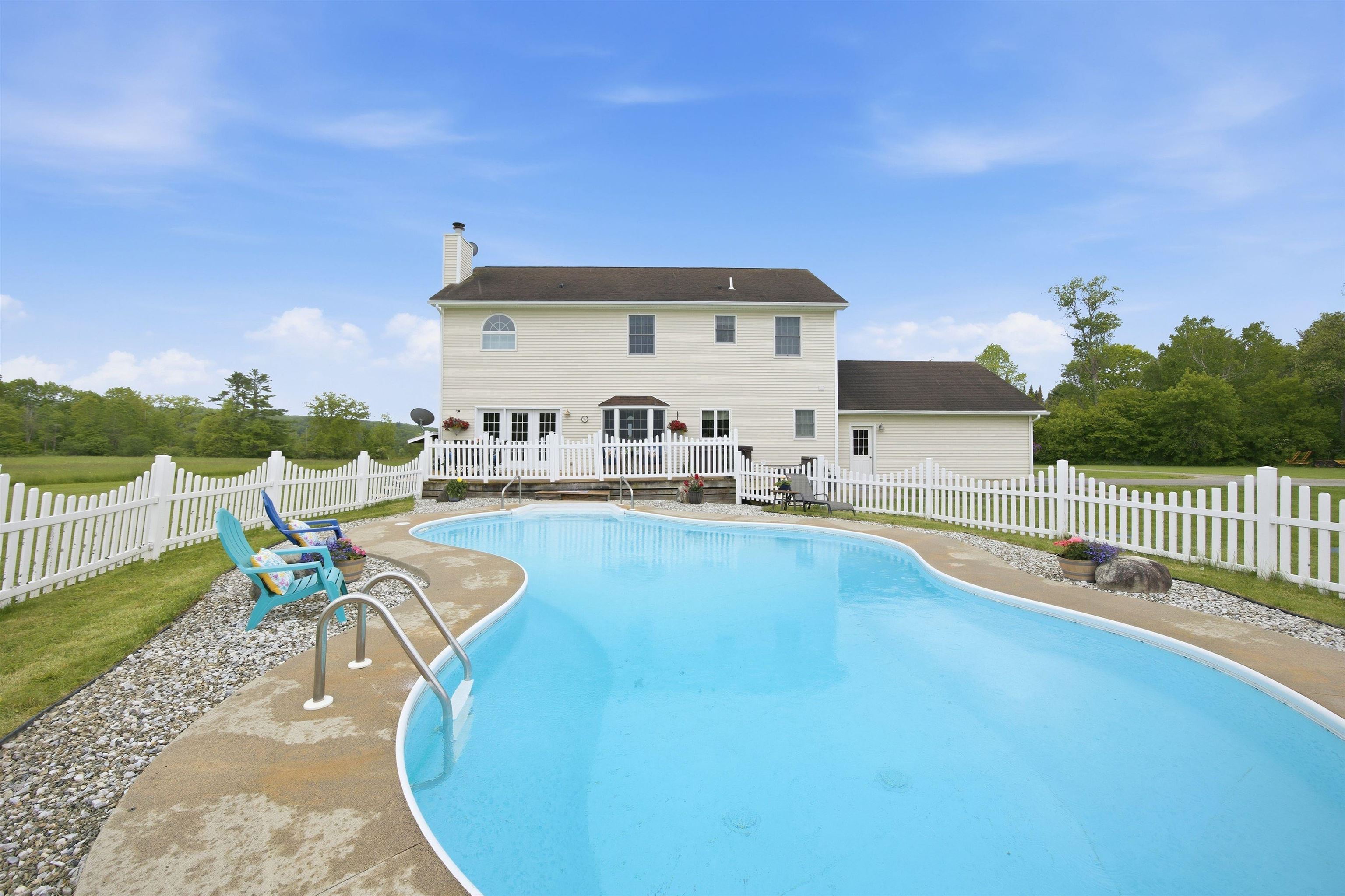 main property photo 59