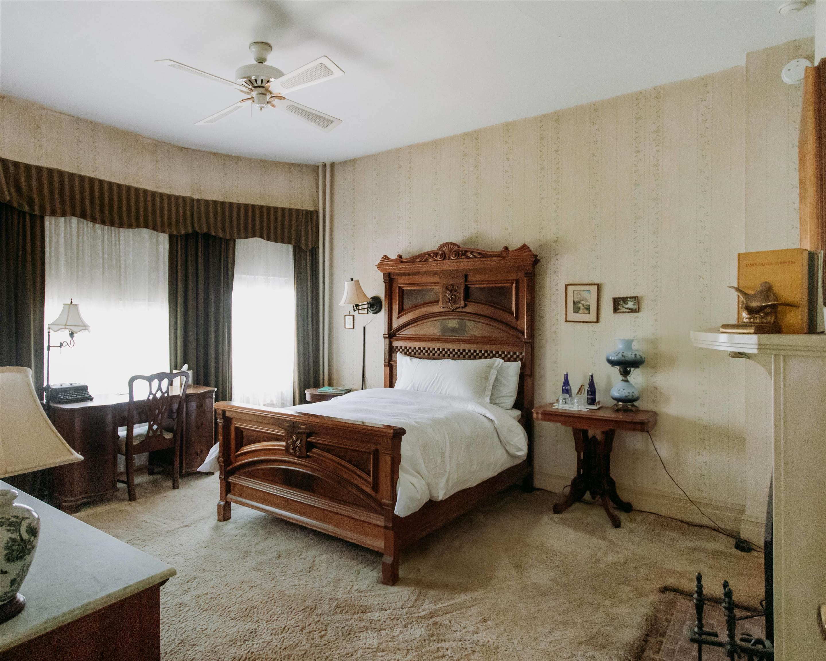 main property photo 23