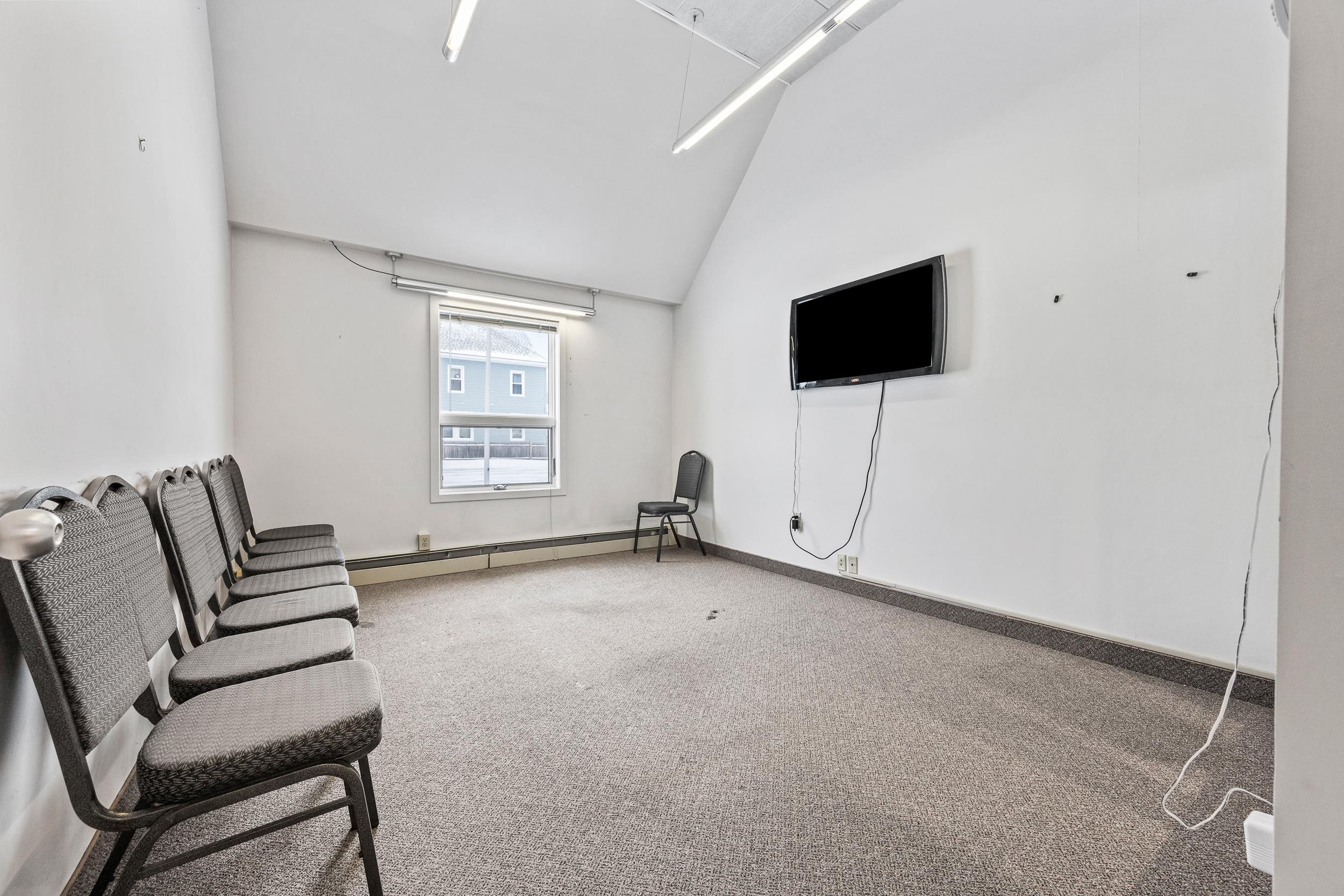 main property photo 36