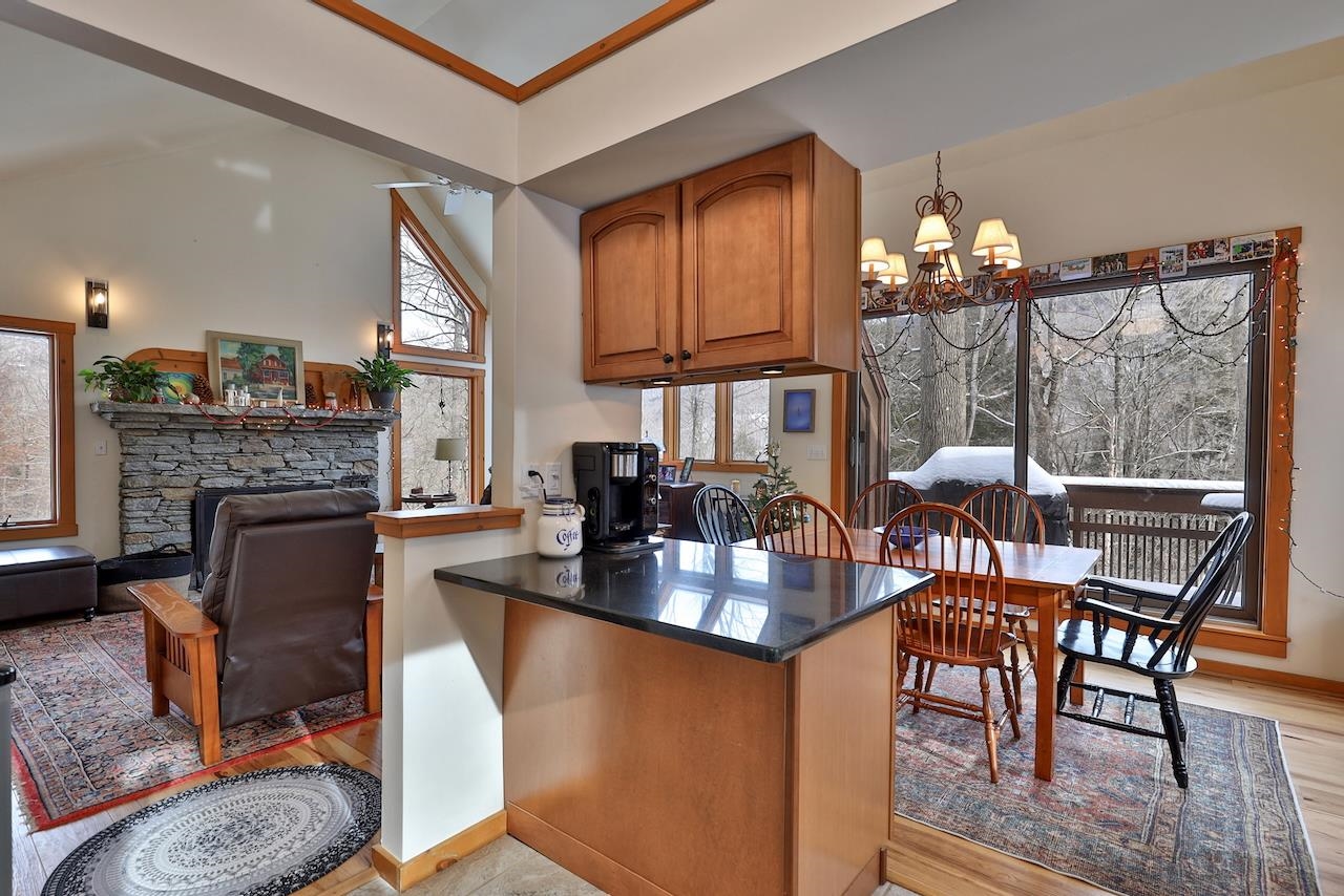 property viewer photo 10
