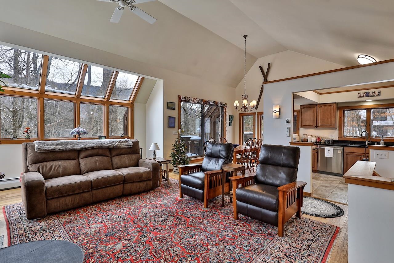 property viewer photo 16