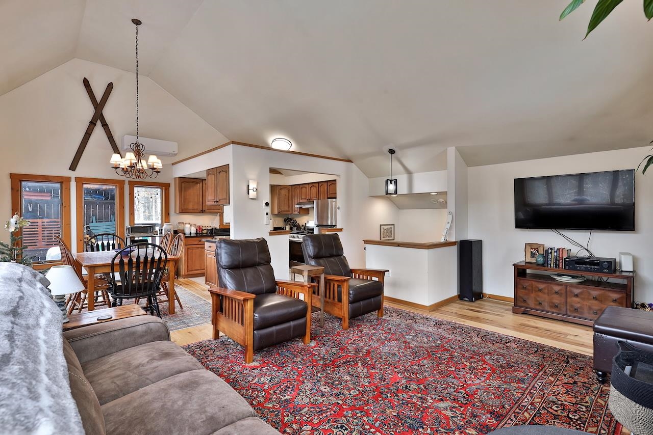 property viewer photo 17
