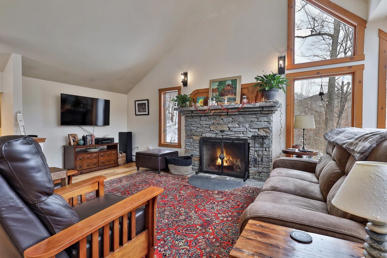 property viewer photo 18