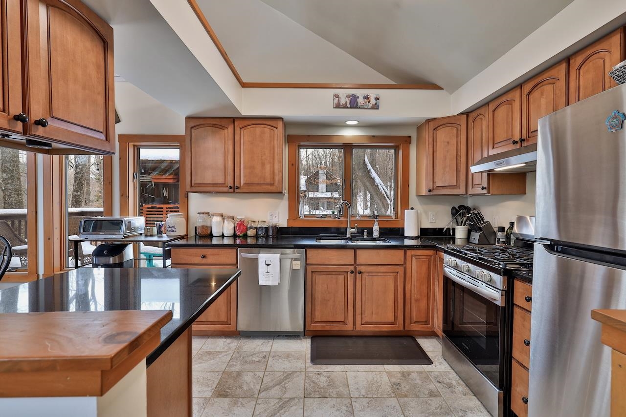 property viewer photo 6