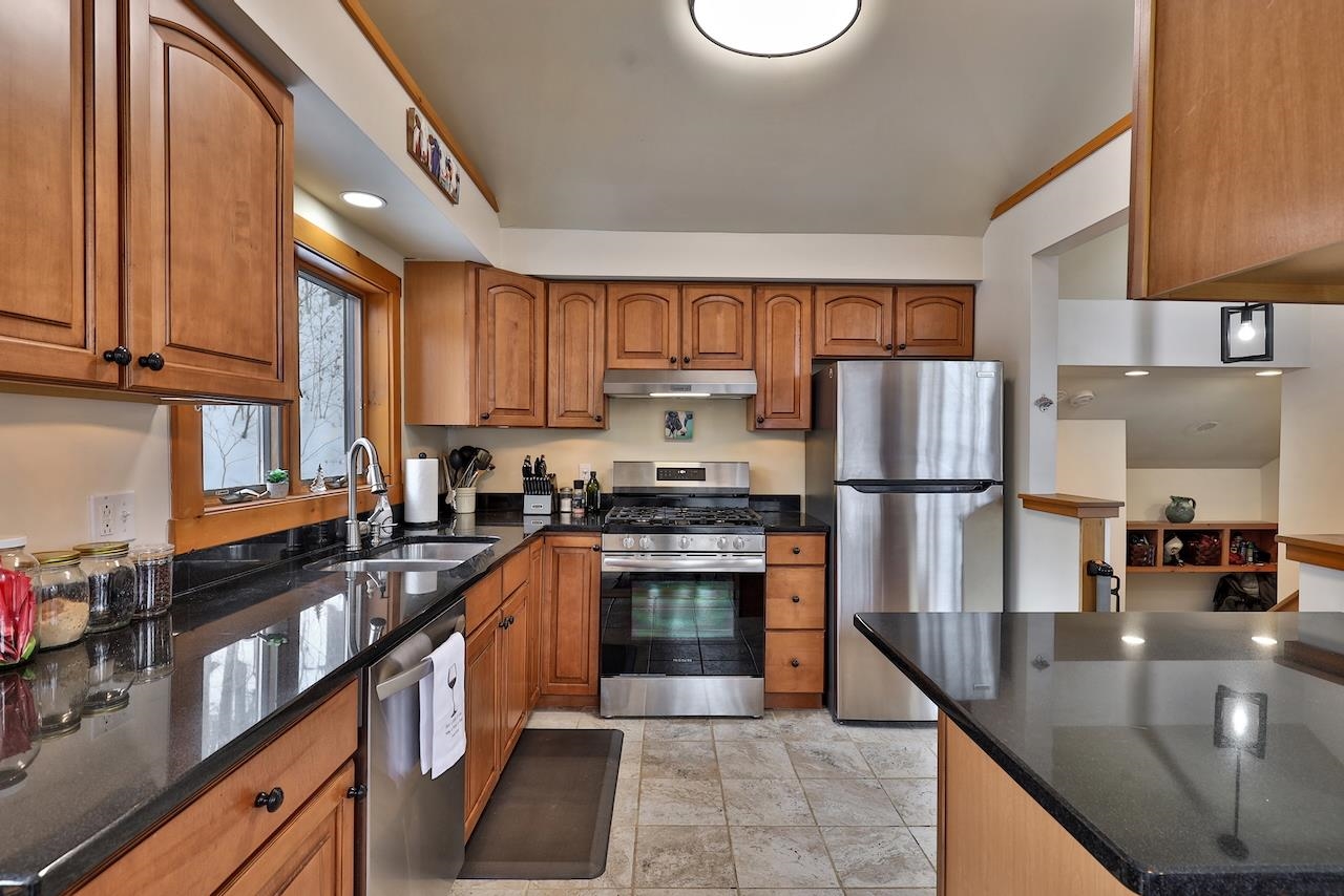 property viewer photo 7