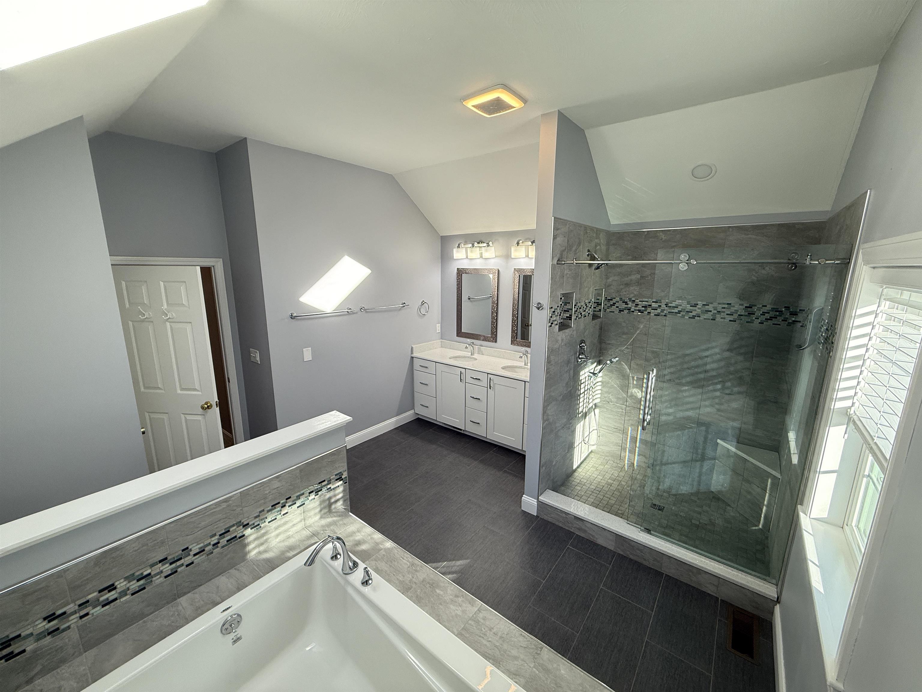 property viewer photo 30