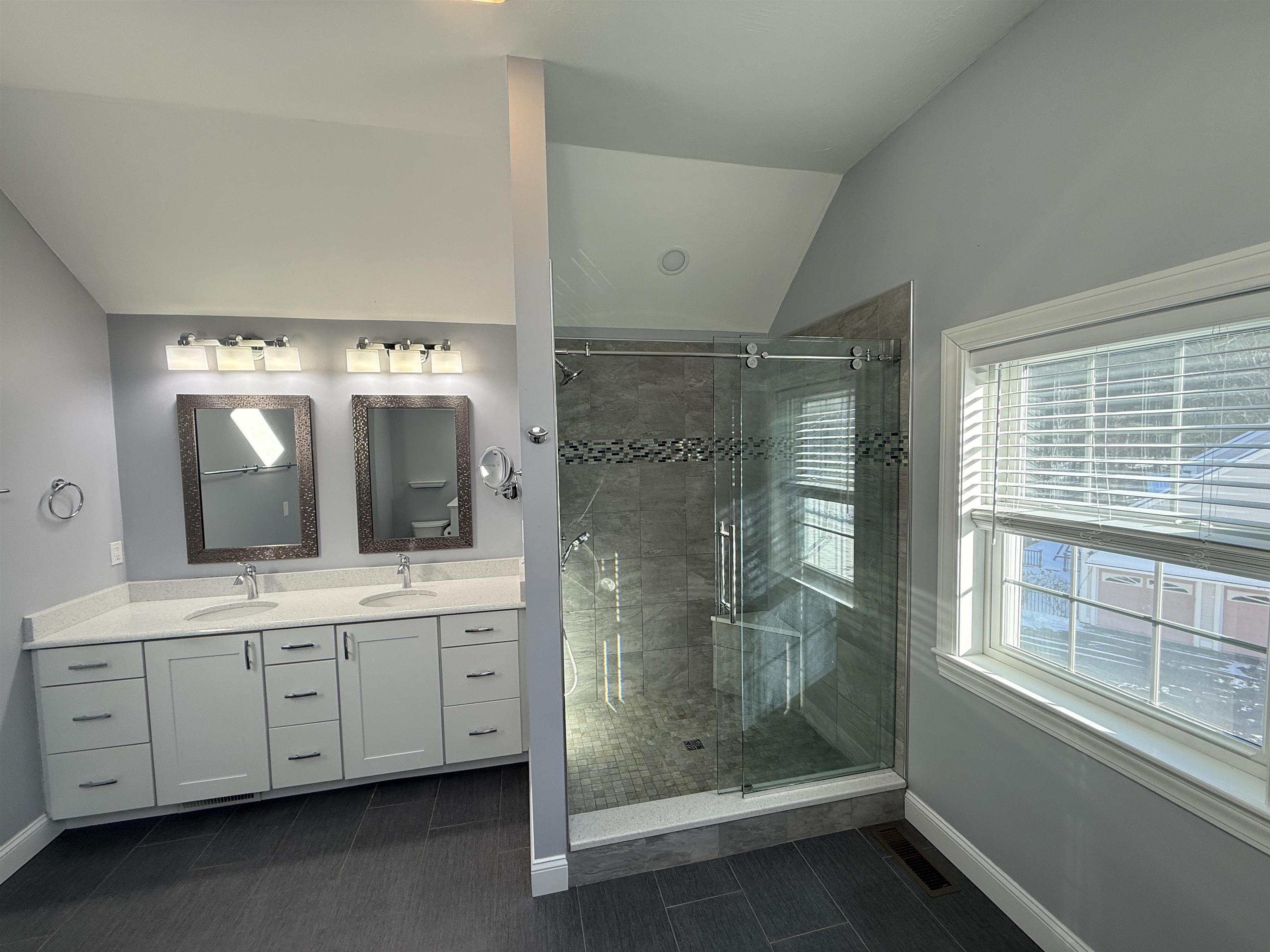 property viewer photo 31