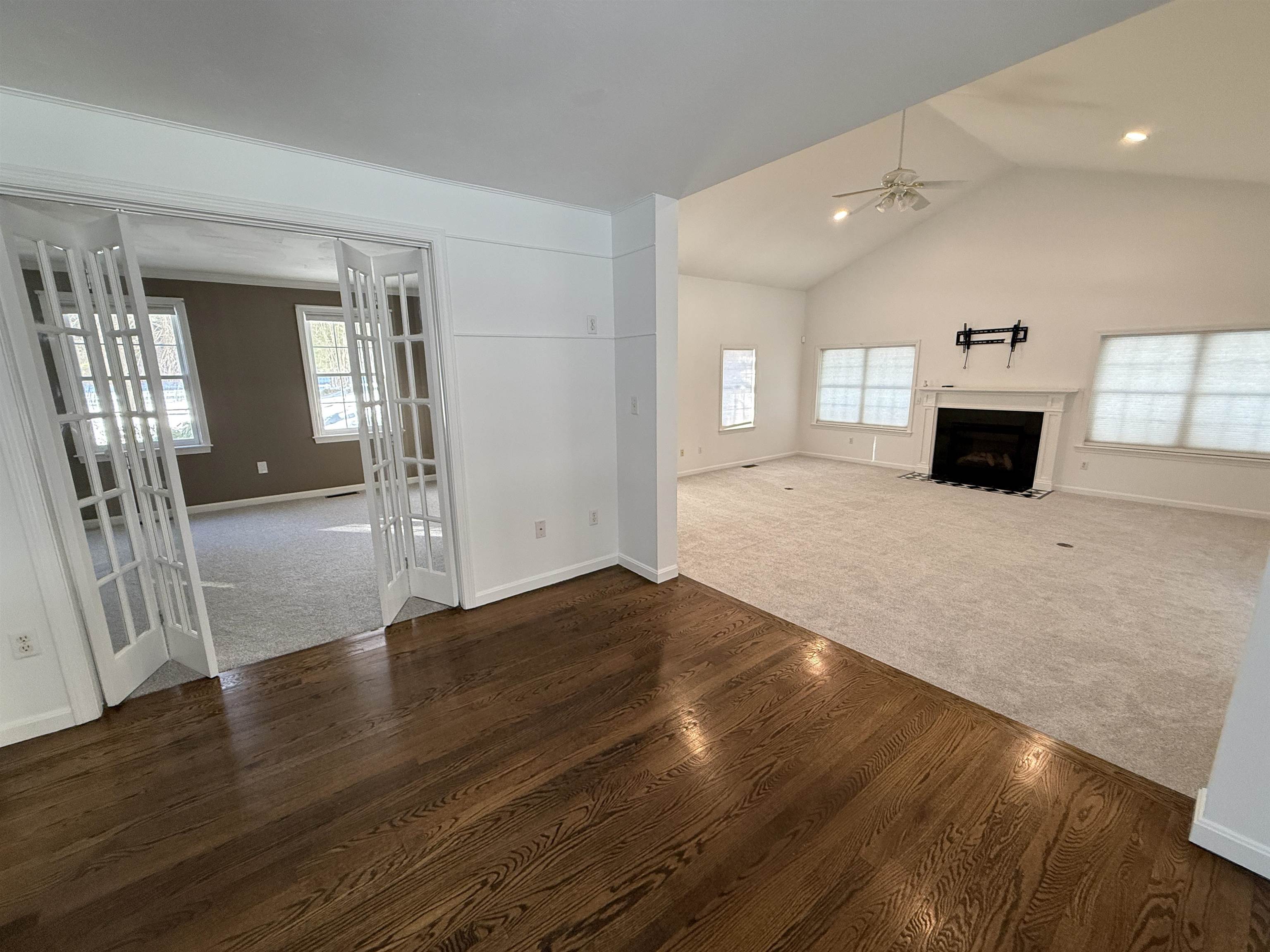 property viewer photo 4