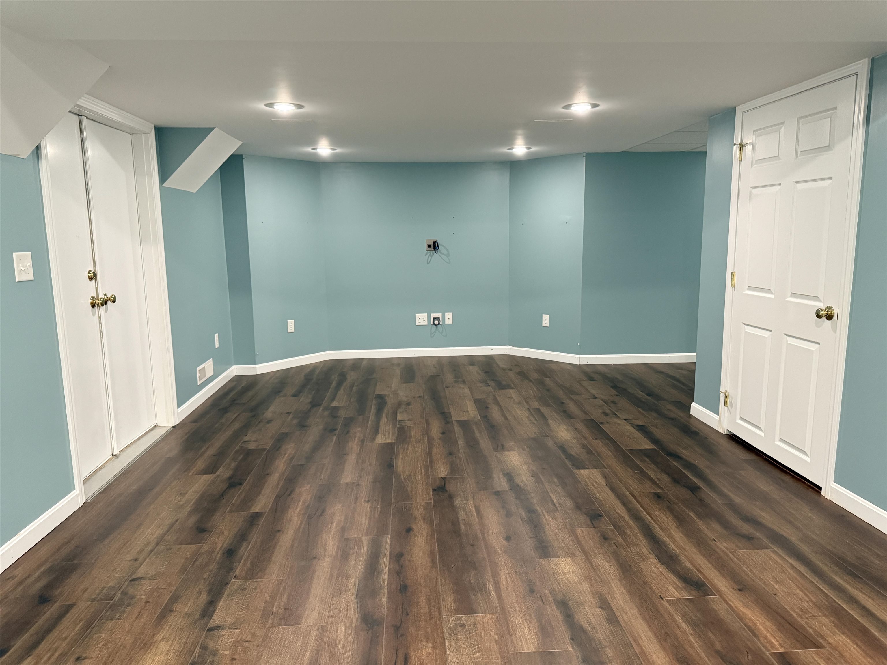 property viewer photo 45