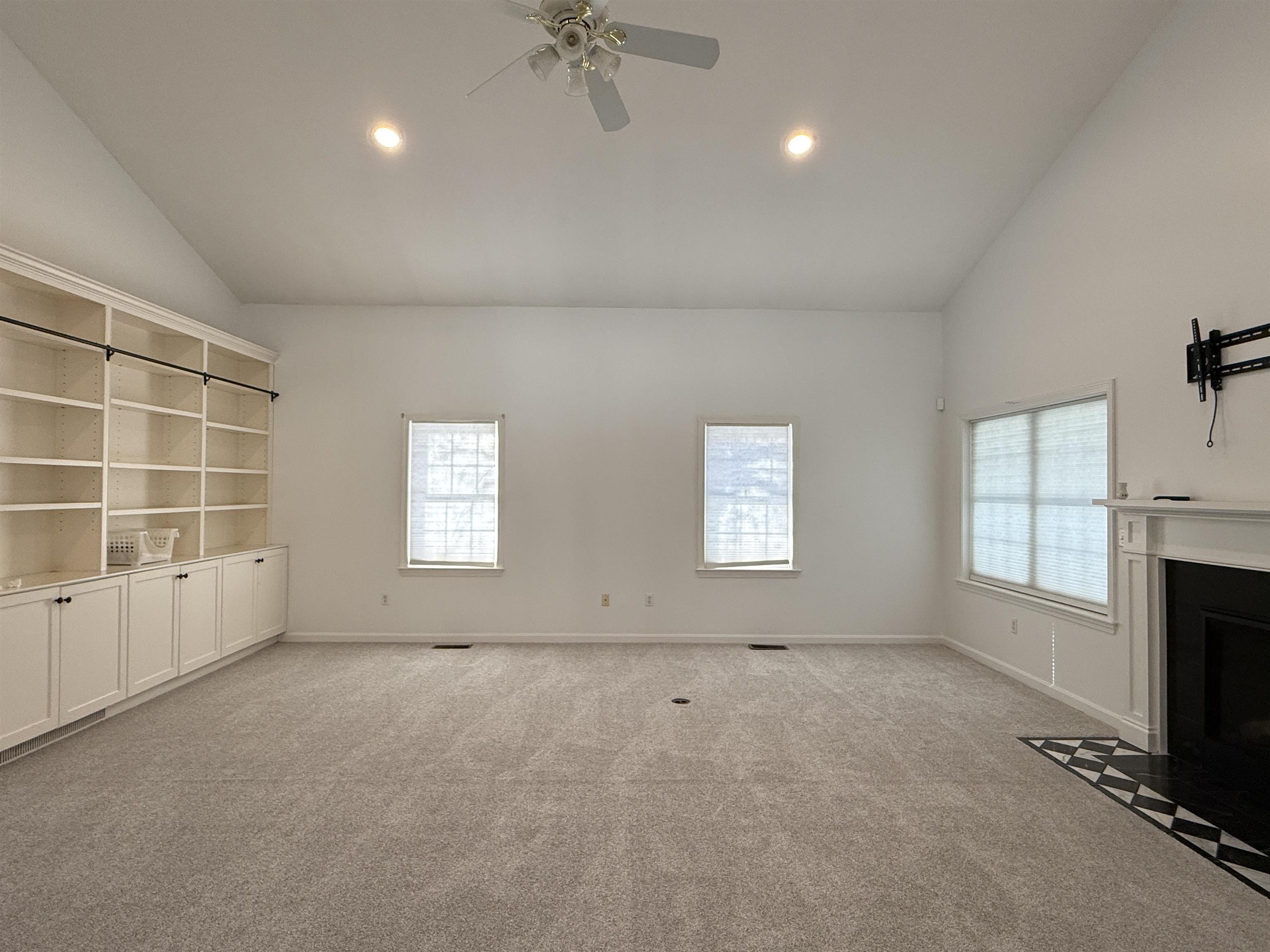 property viewer photo 8