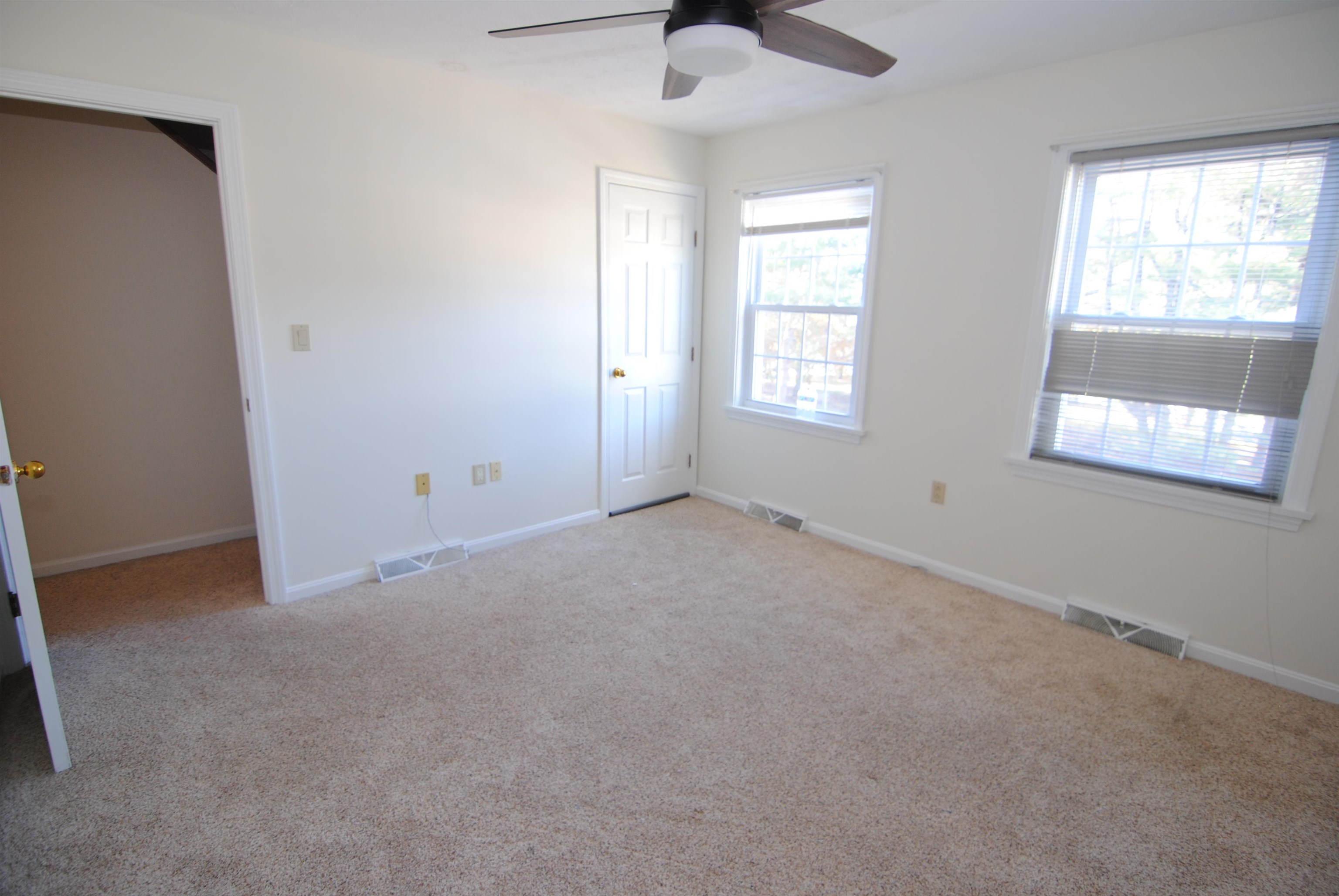 property viewer photo 21