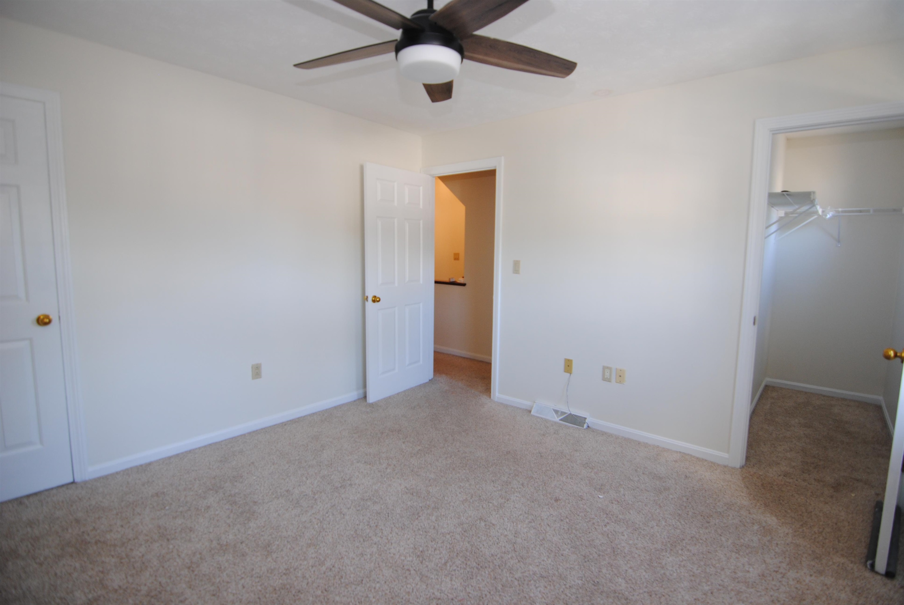 property viewer photo 22