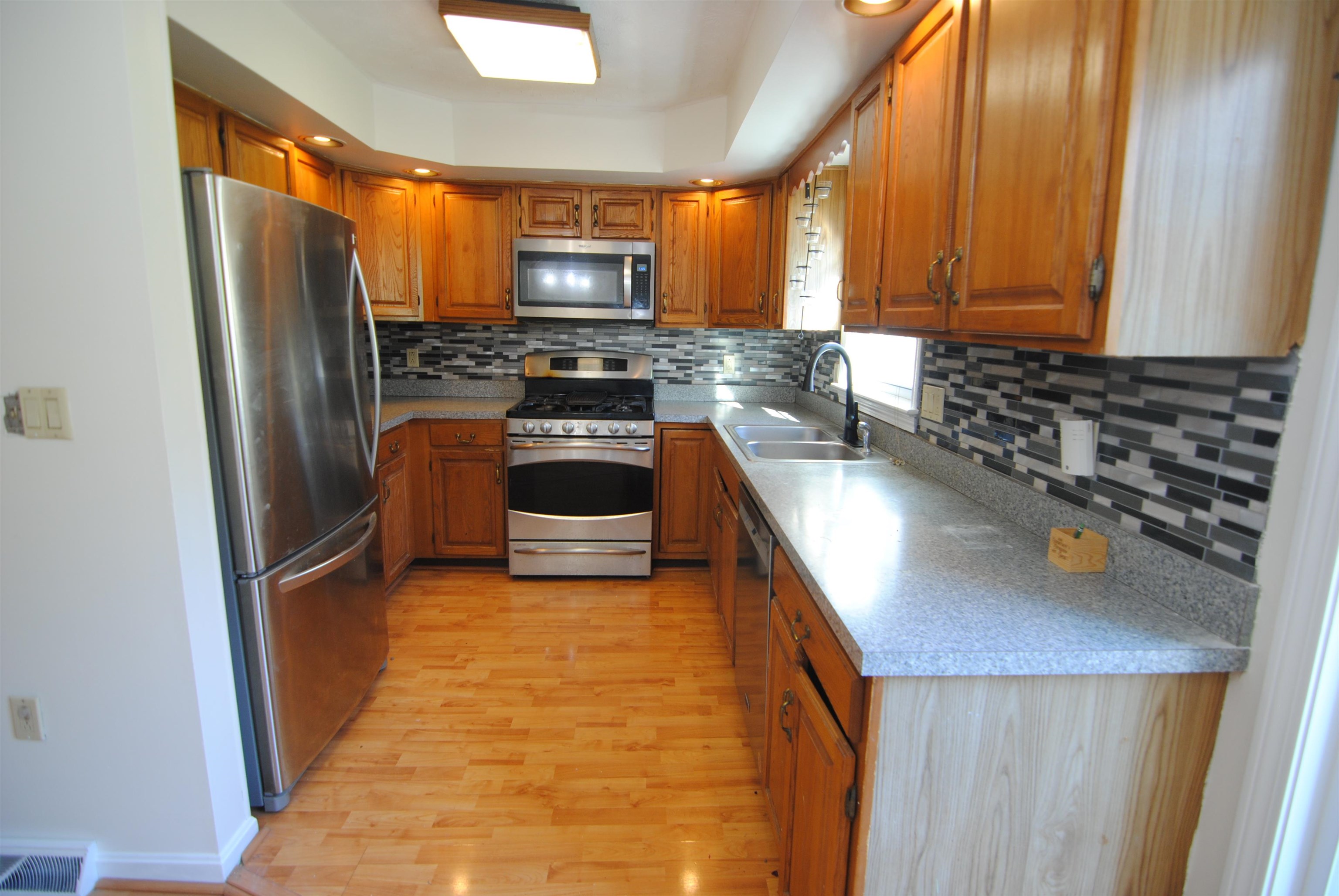 property viewer photo 7