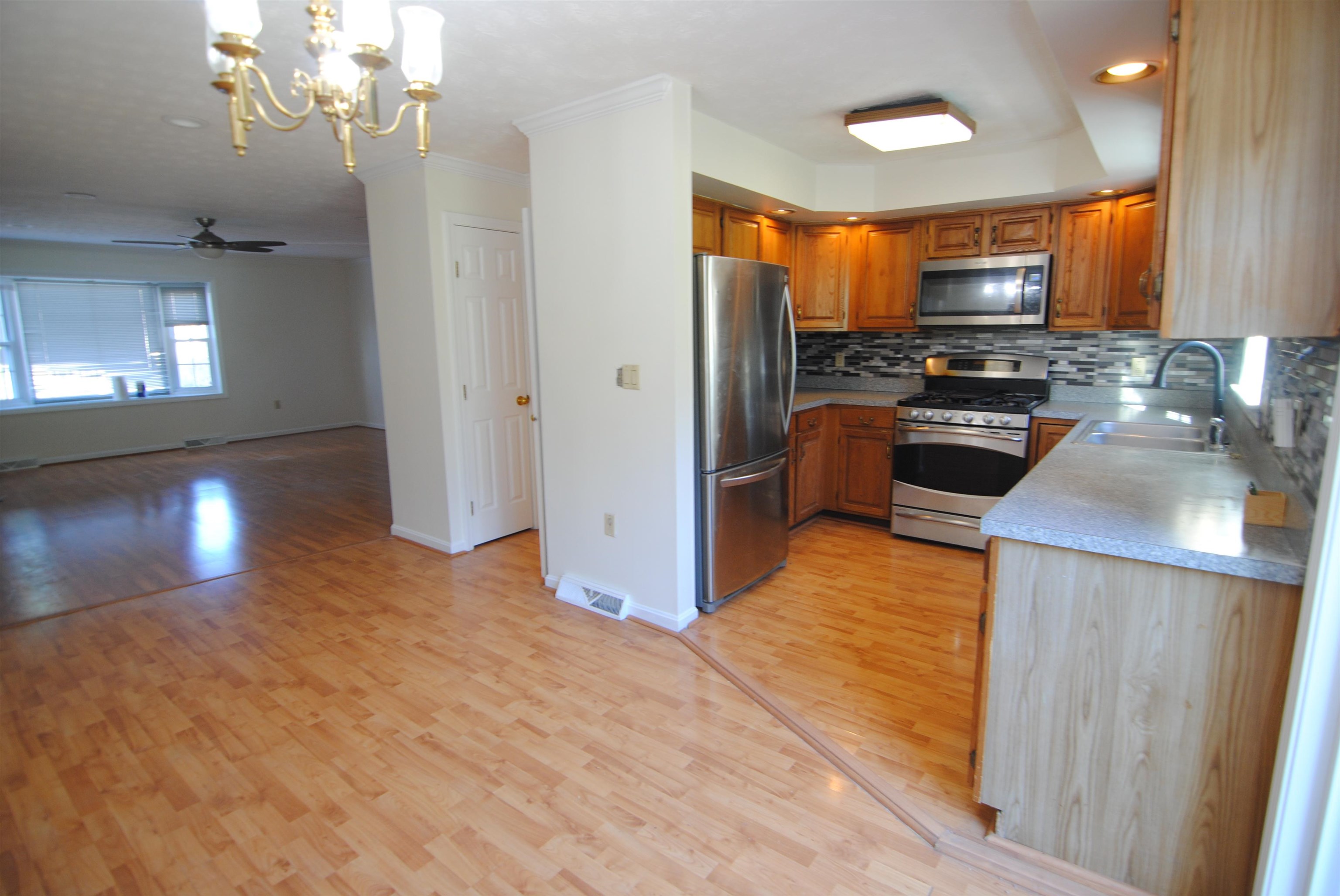 property viewer photo 9