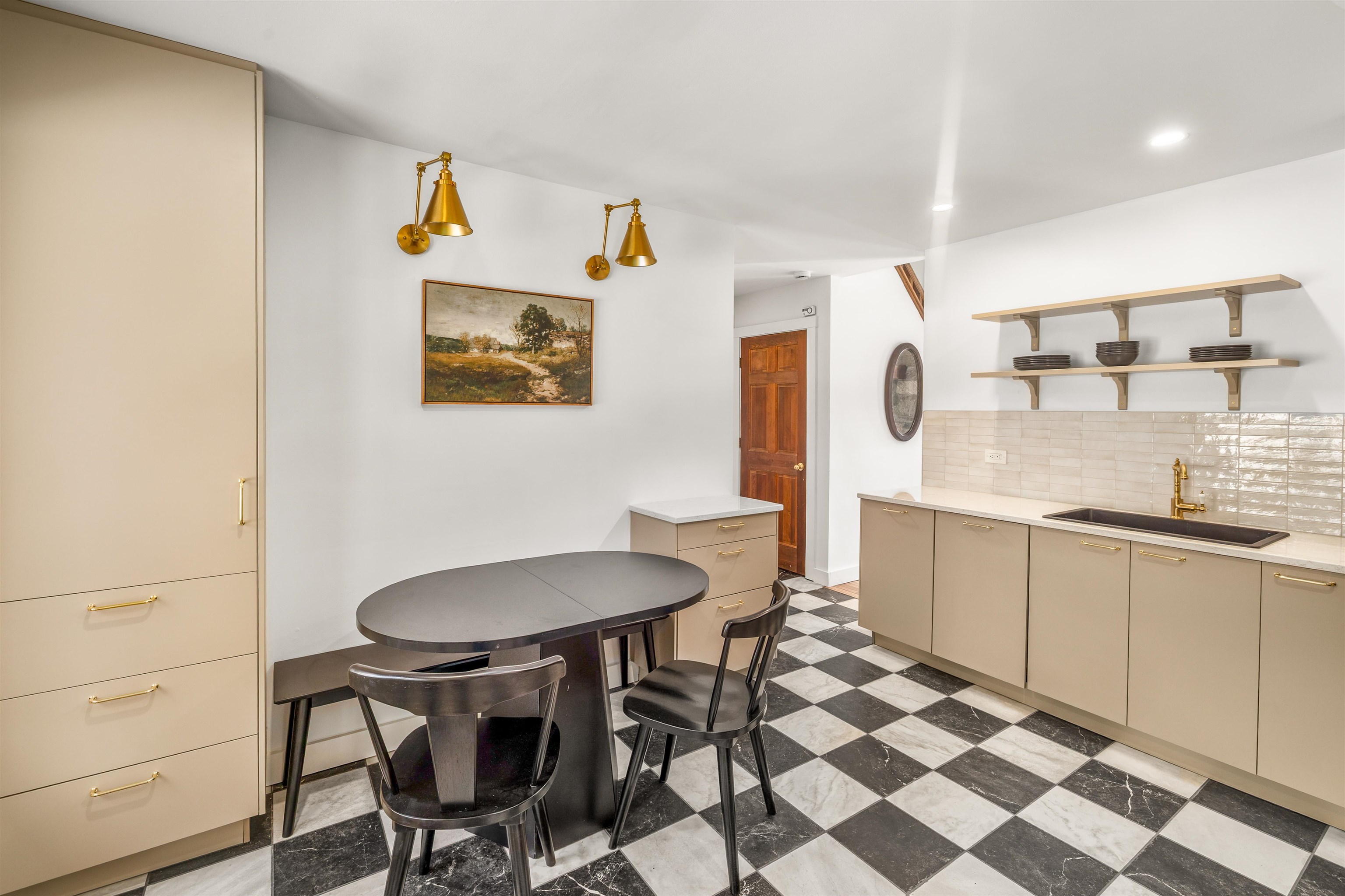 property viewer photo 4