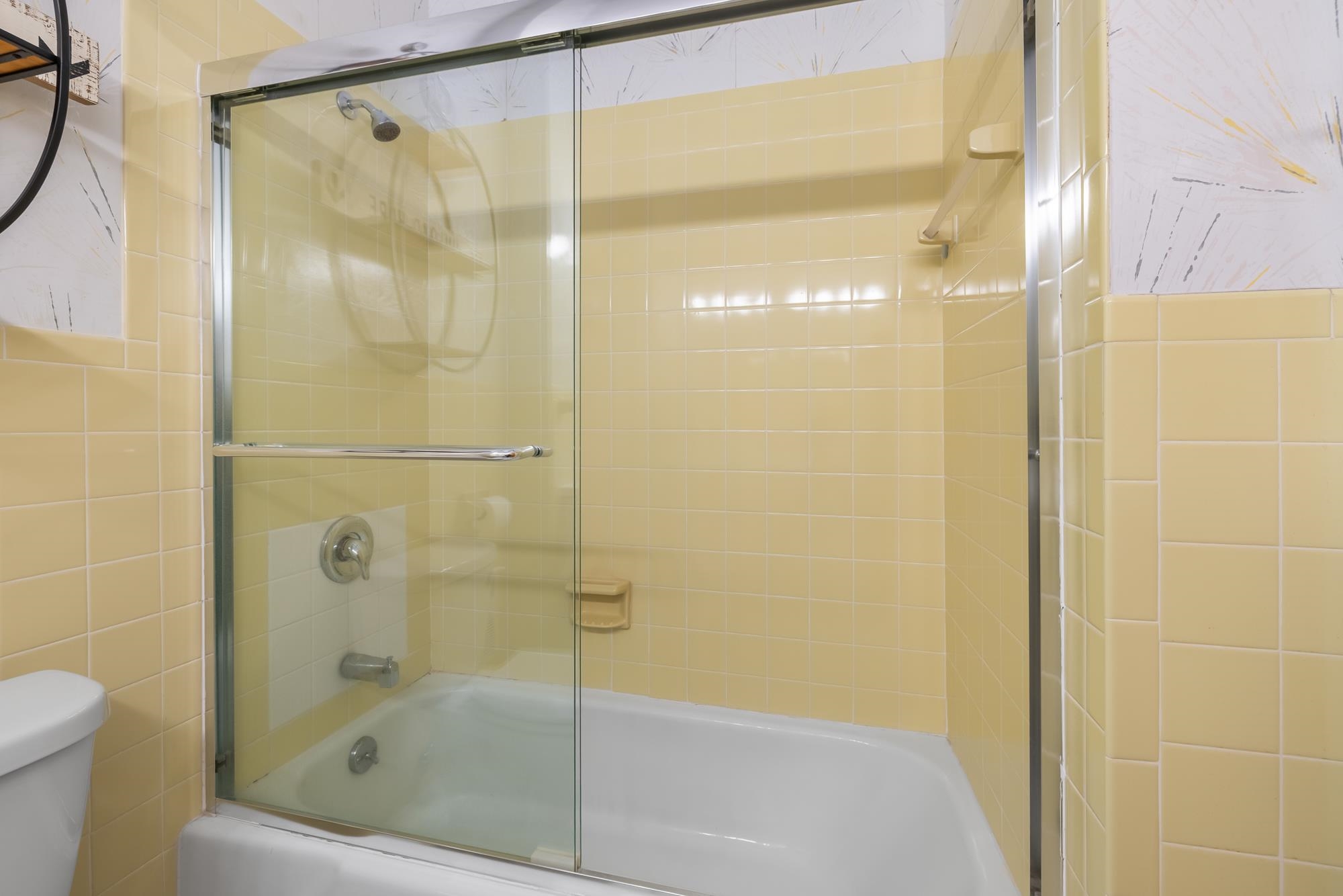 property viewer photo 27