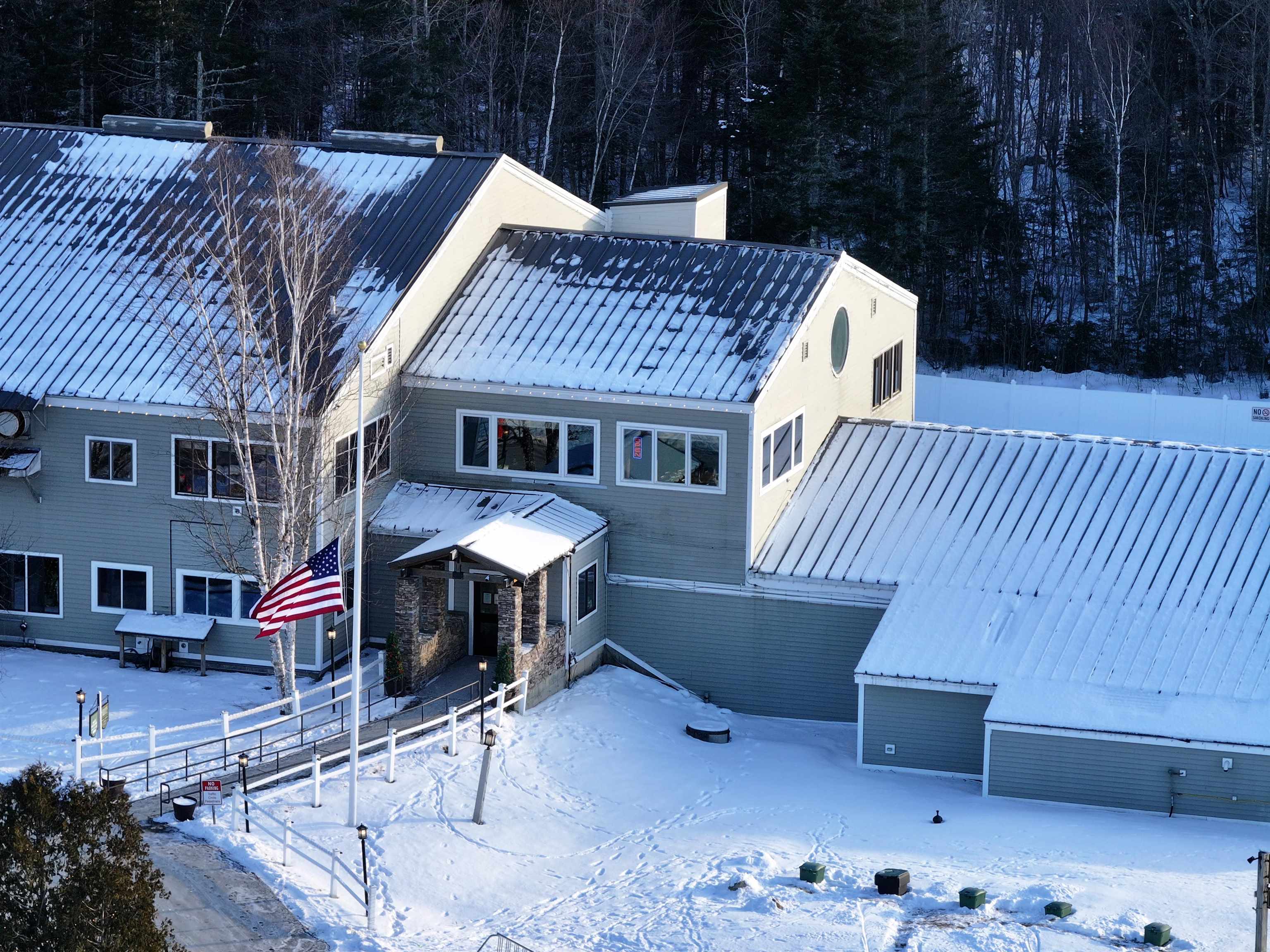 main property photo 42