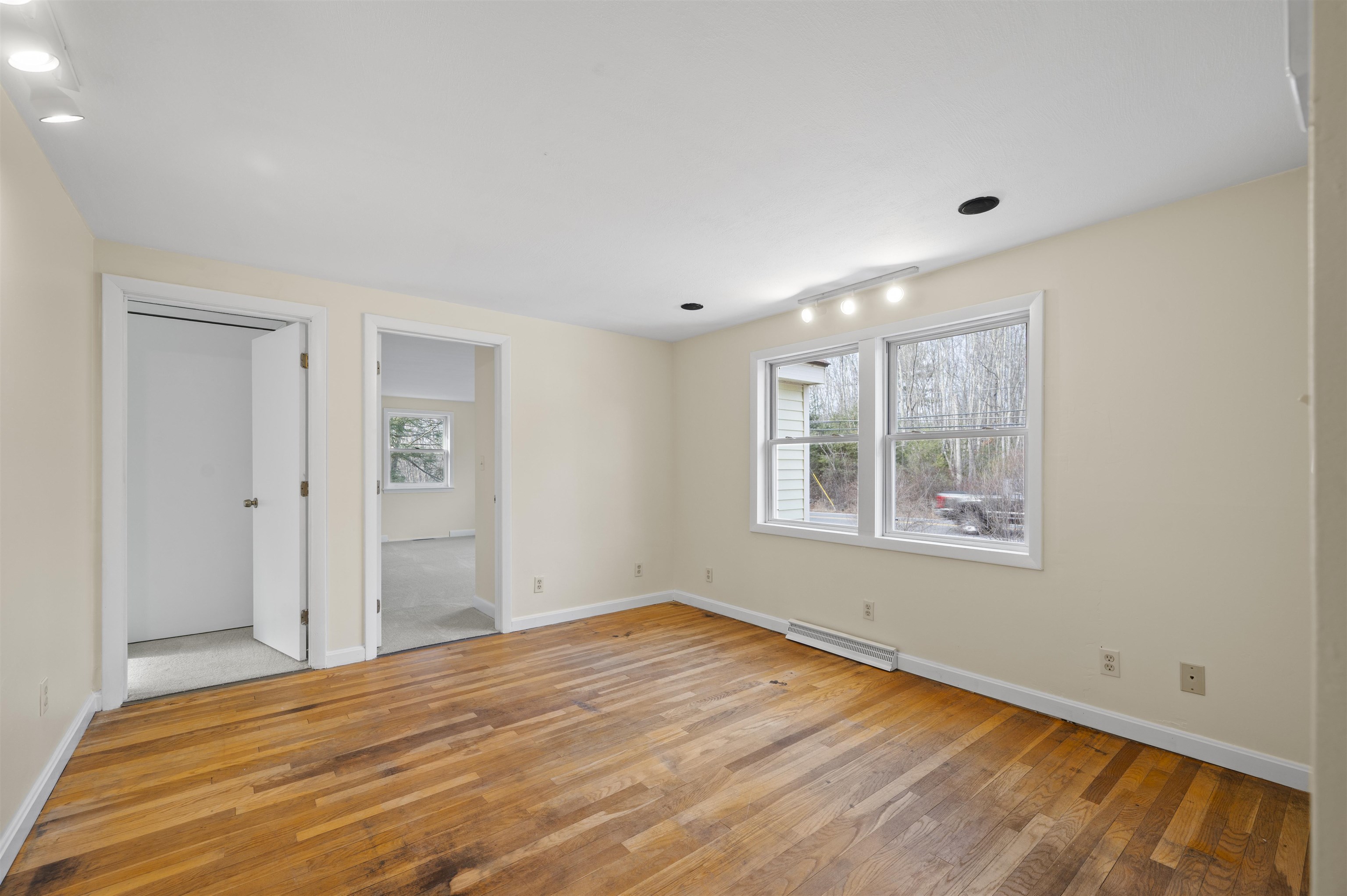 property viewer photo 14
