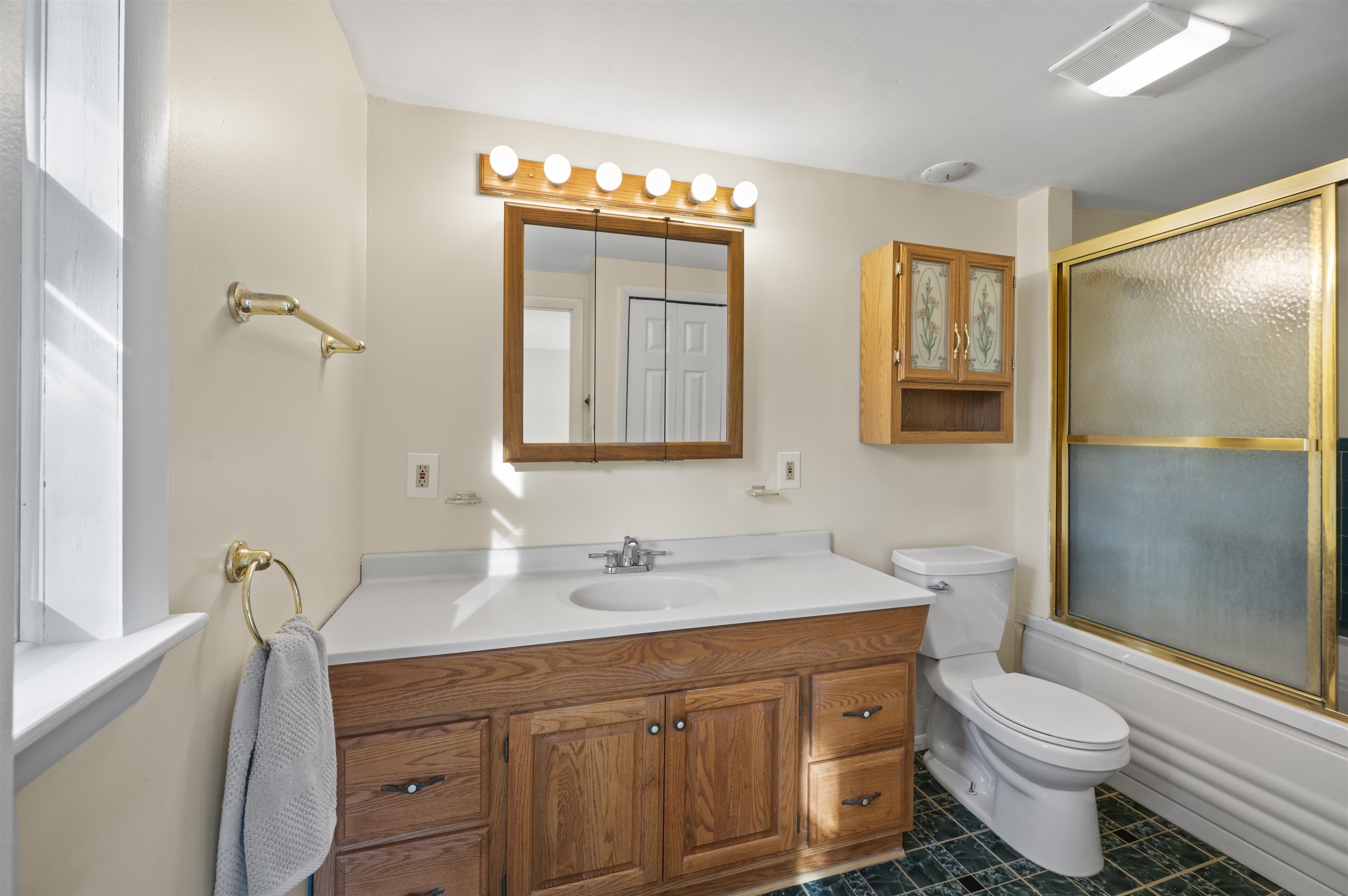 property viewer photo 20