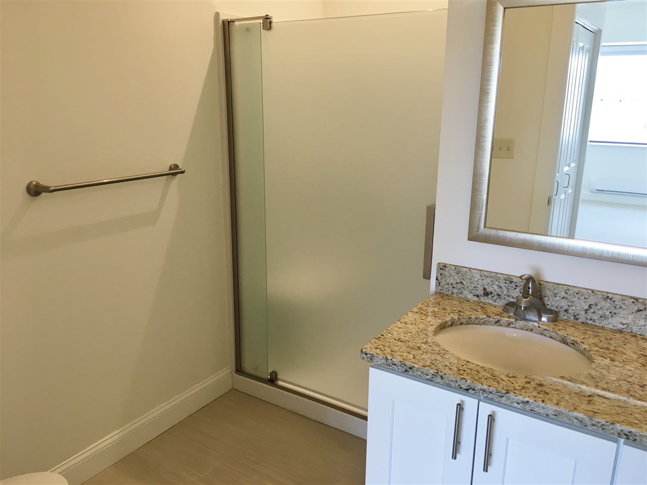 property viewer photo 34