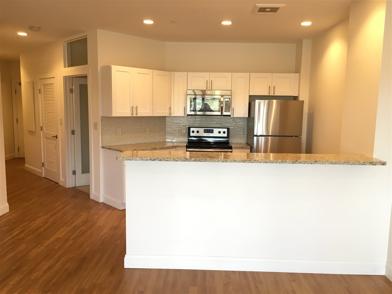 property viewer photo 7
