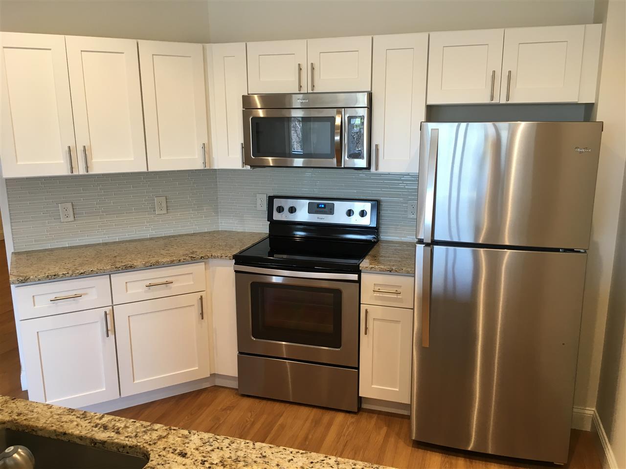 property viewer photo 9