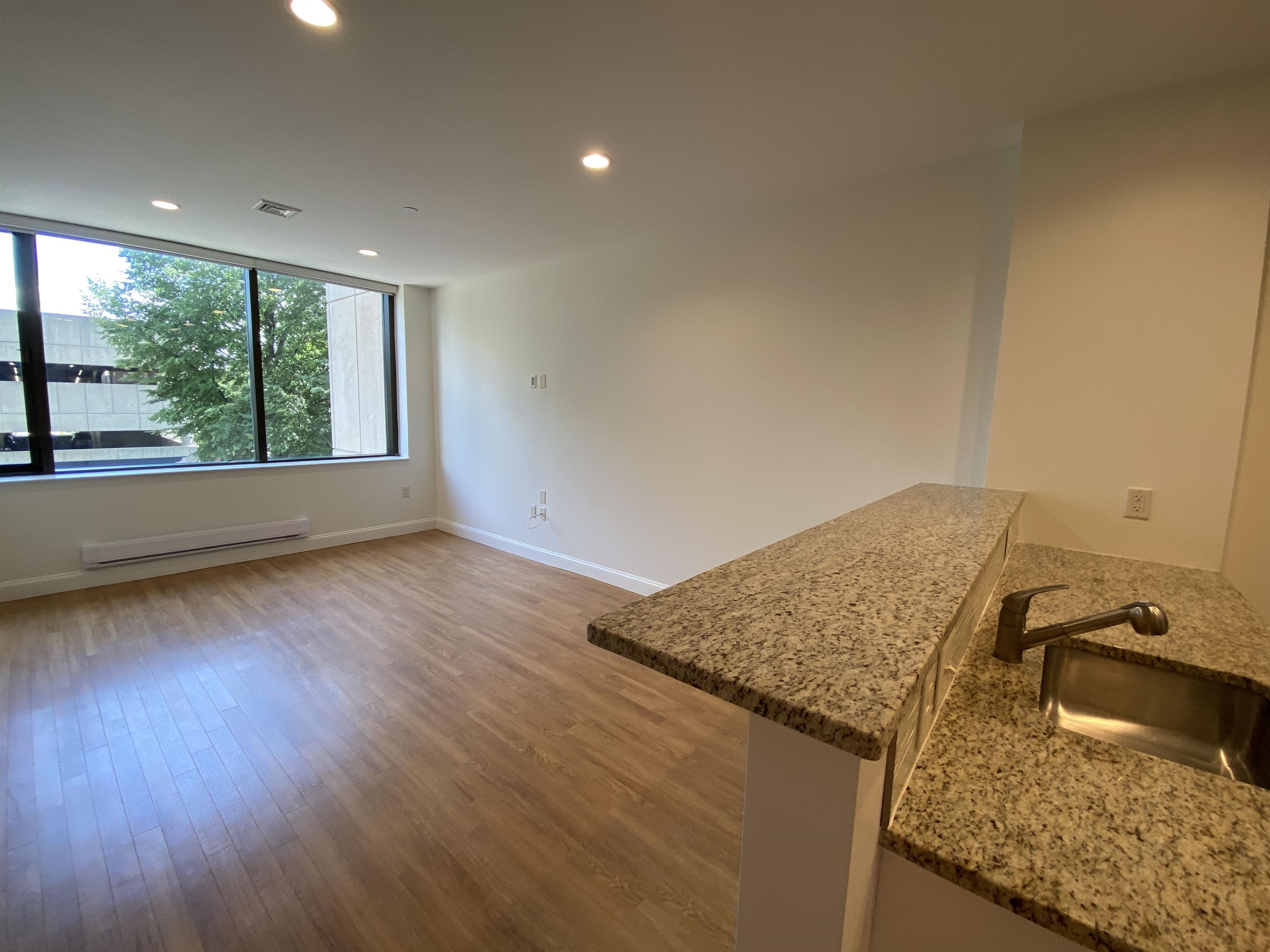 property viewer photo 11