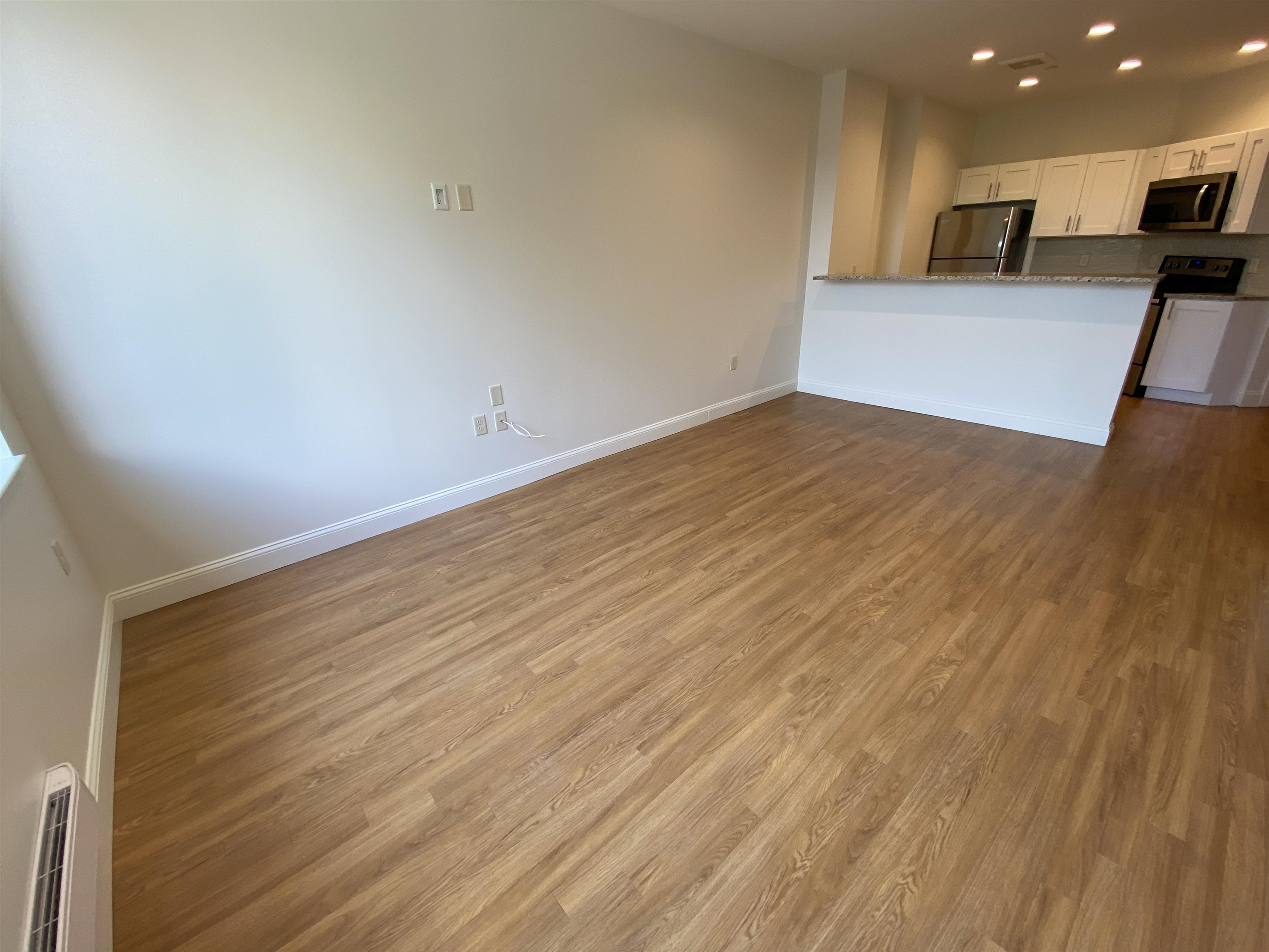 property viewer photo 13