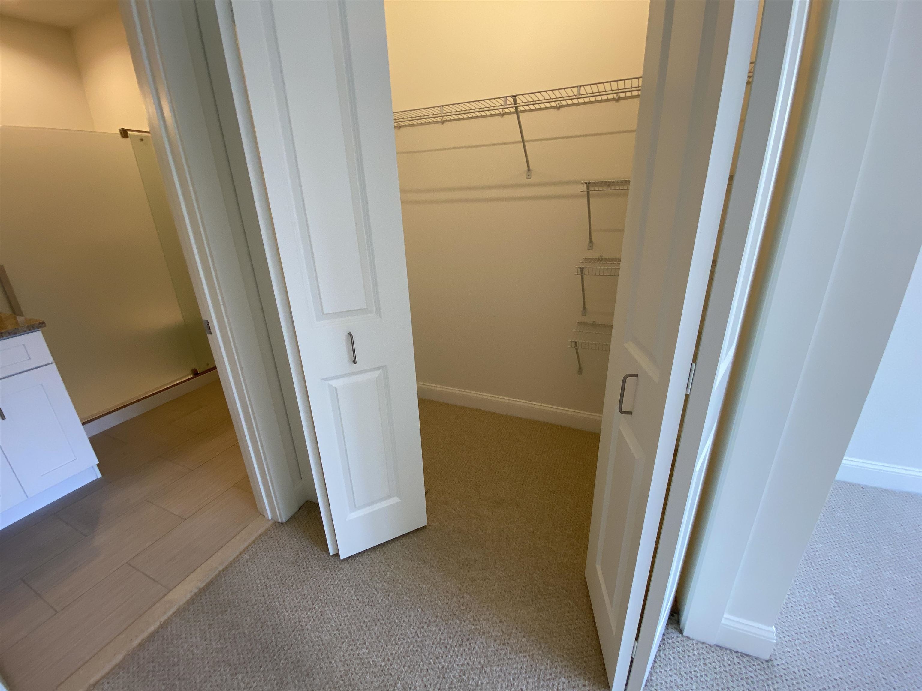 property viewer photo 19