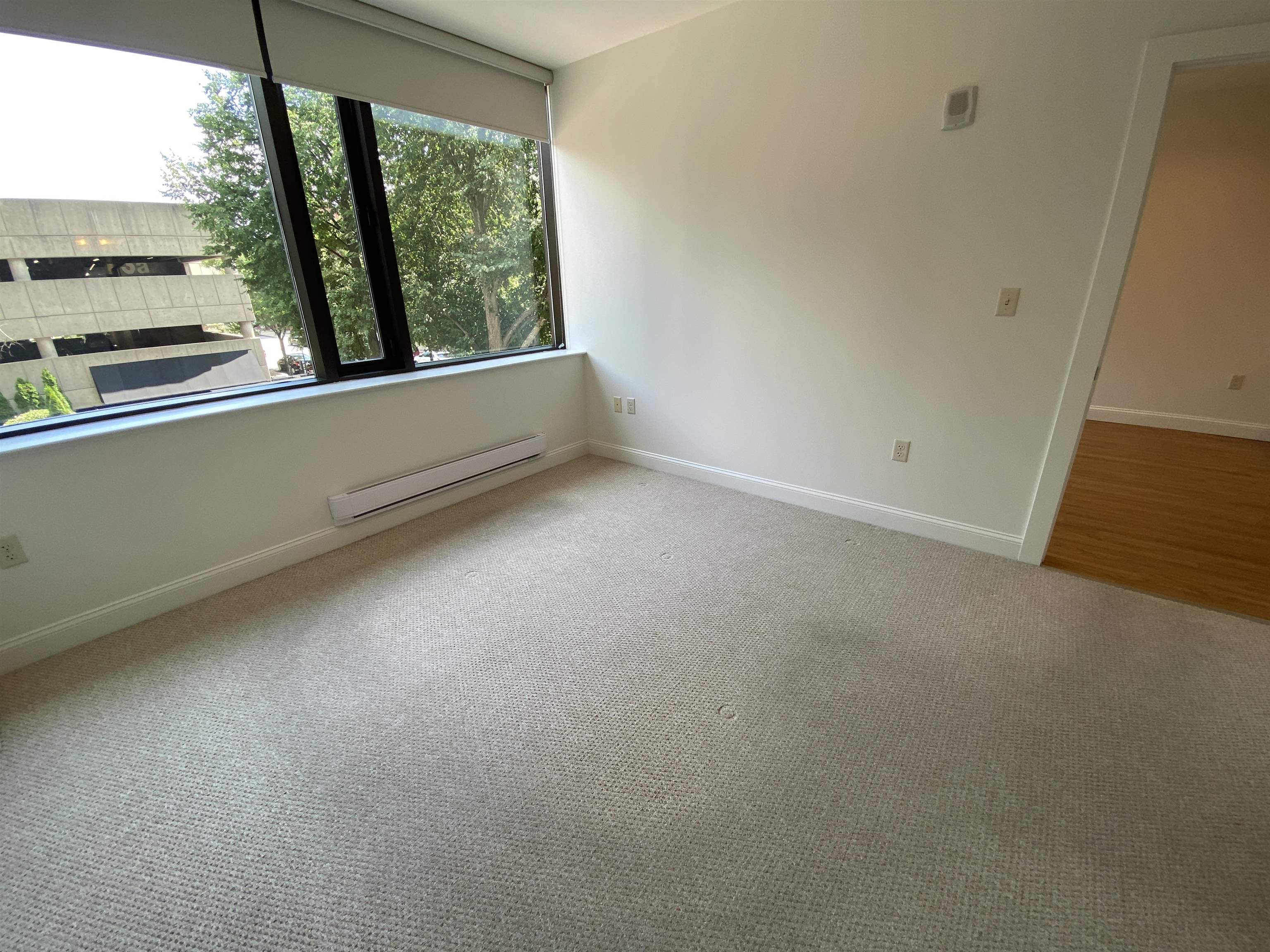 property viewer photo 20