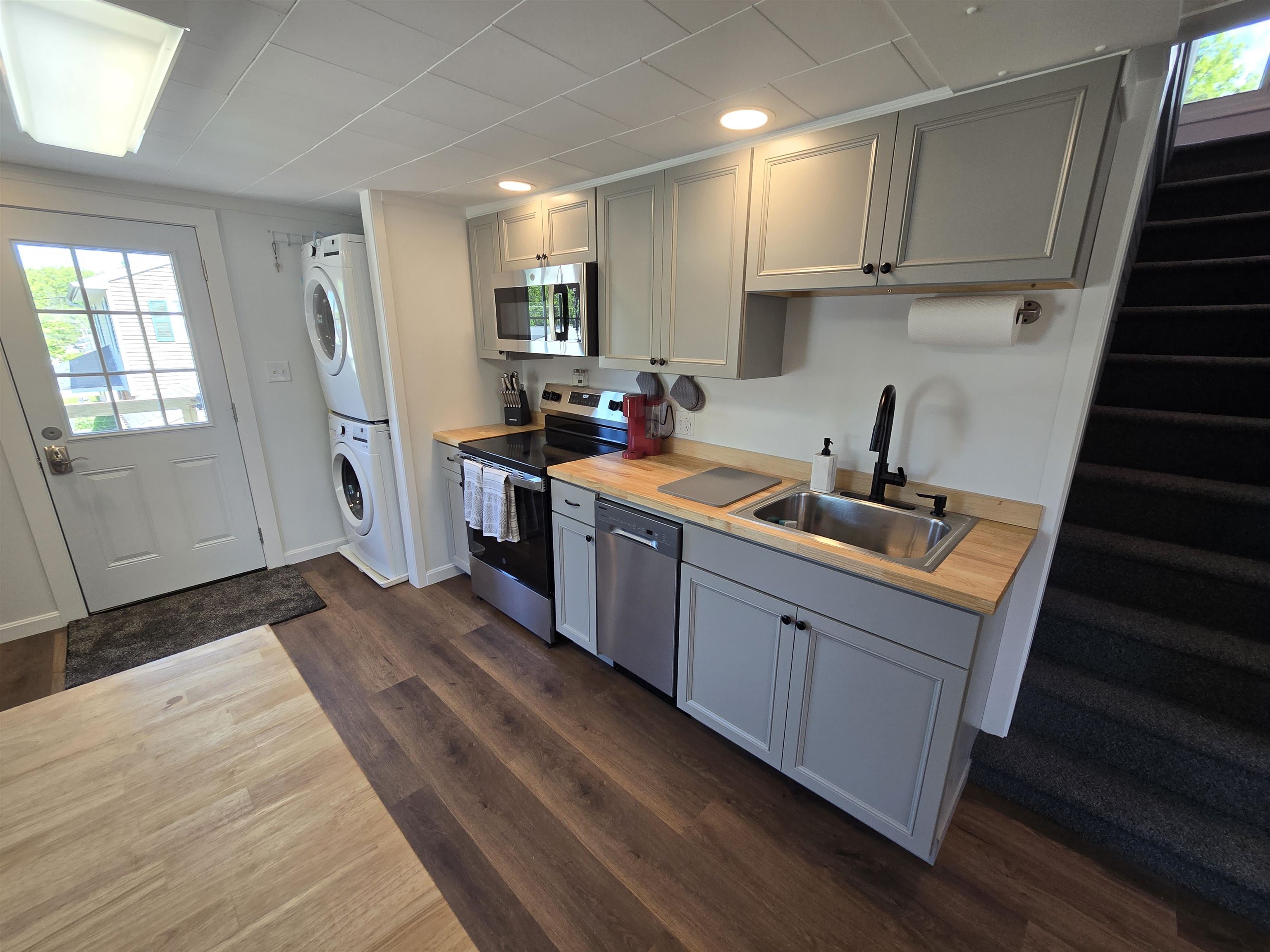 property viewer photo 1