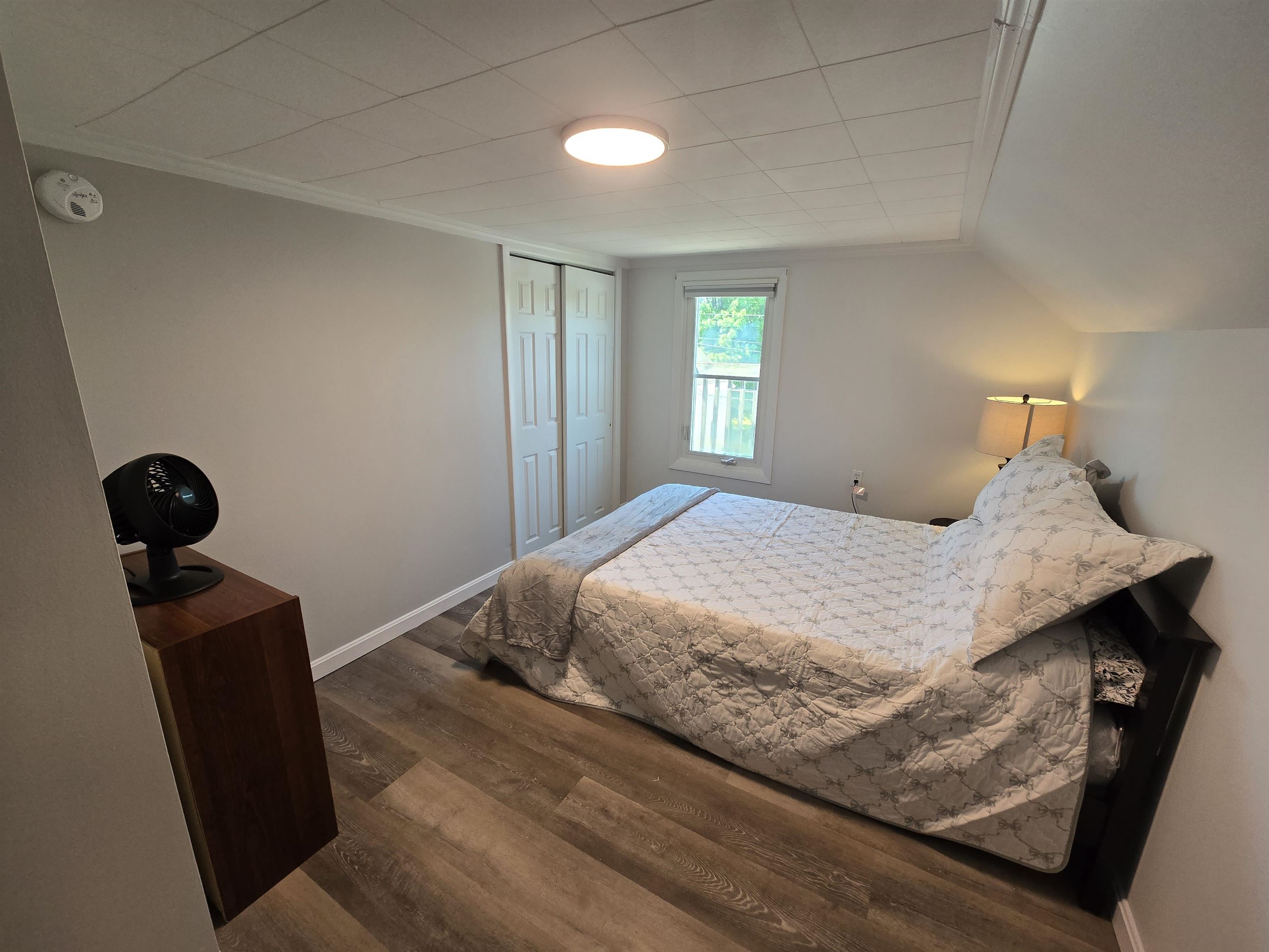 property viewer photo 12
