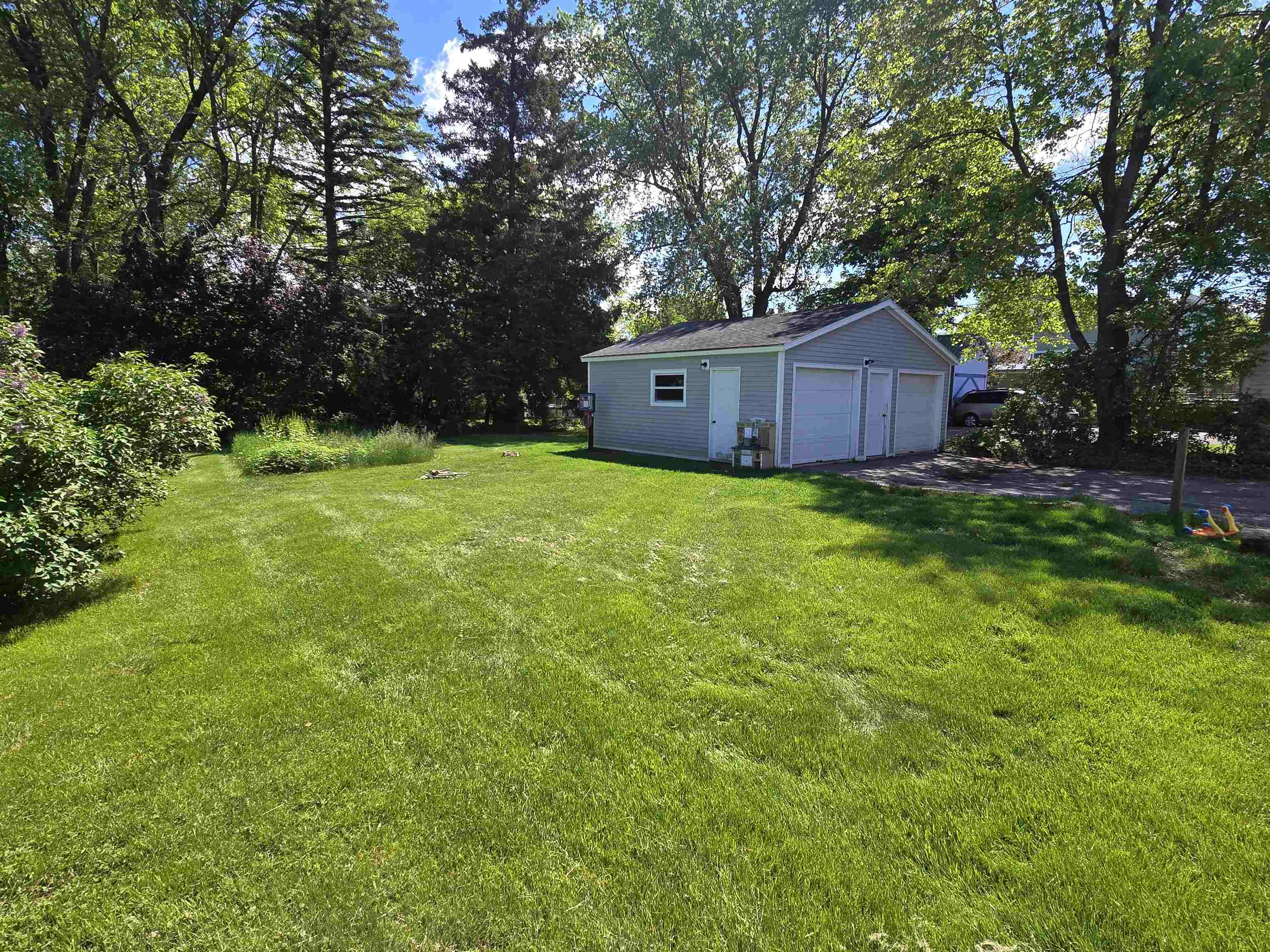 property viewer photo 16