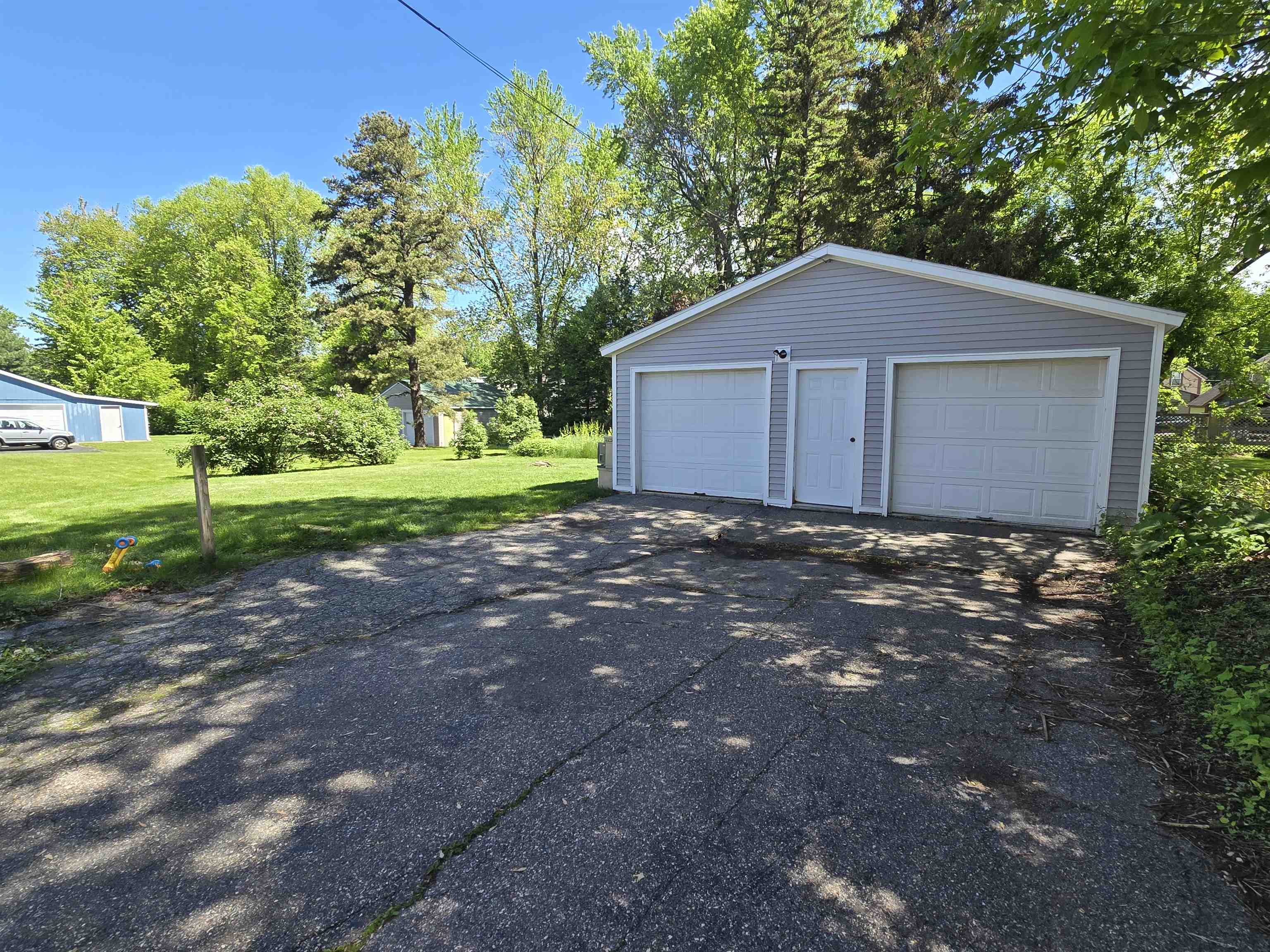property viewer photo 17