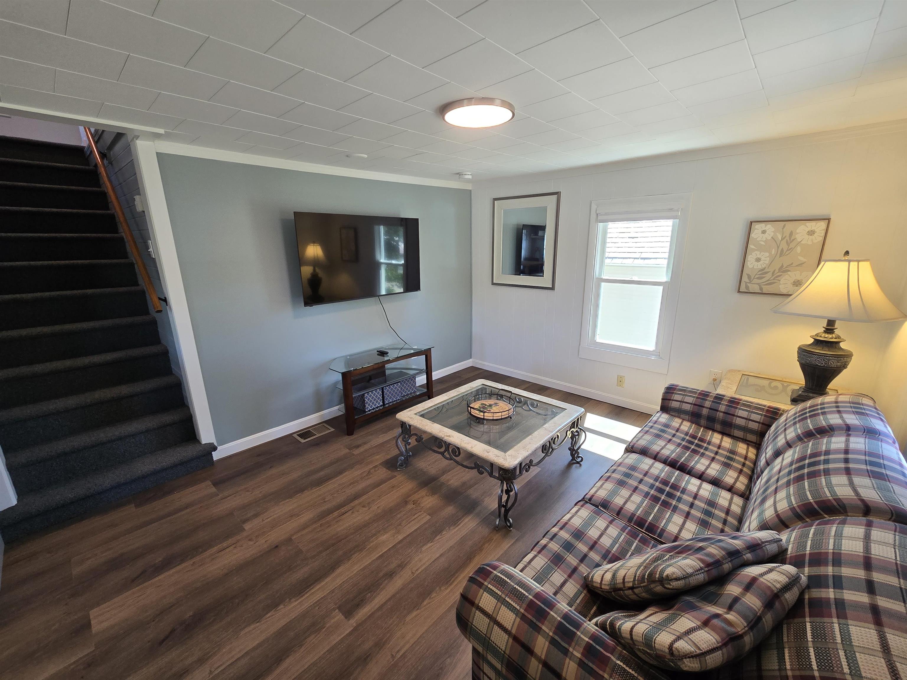 property viewer photo 5