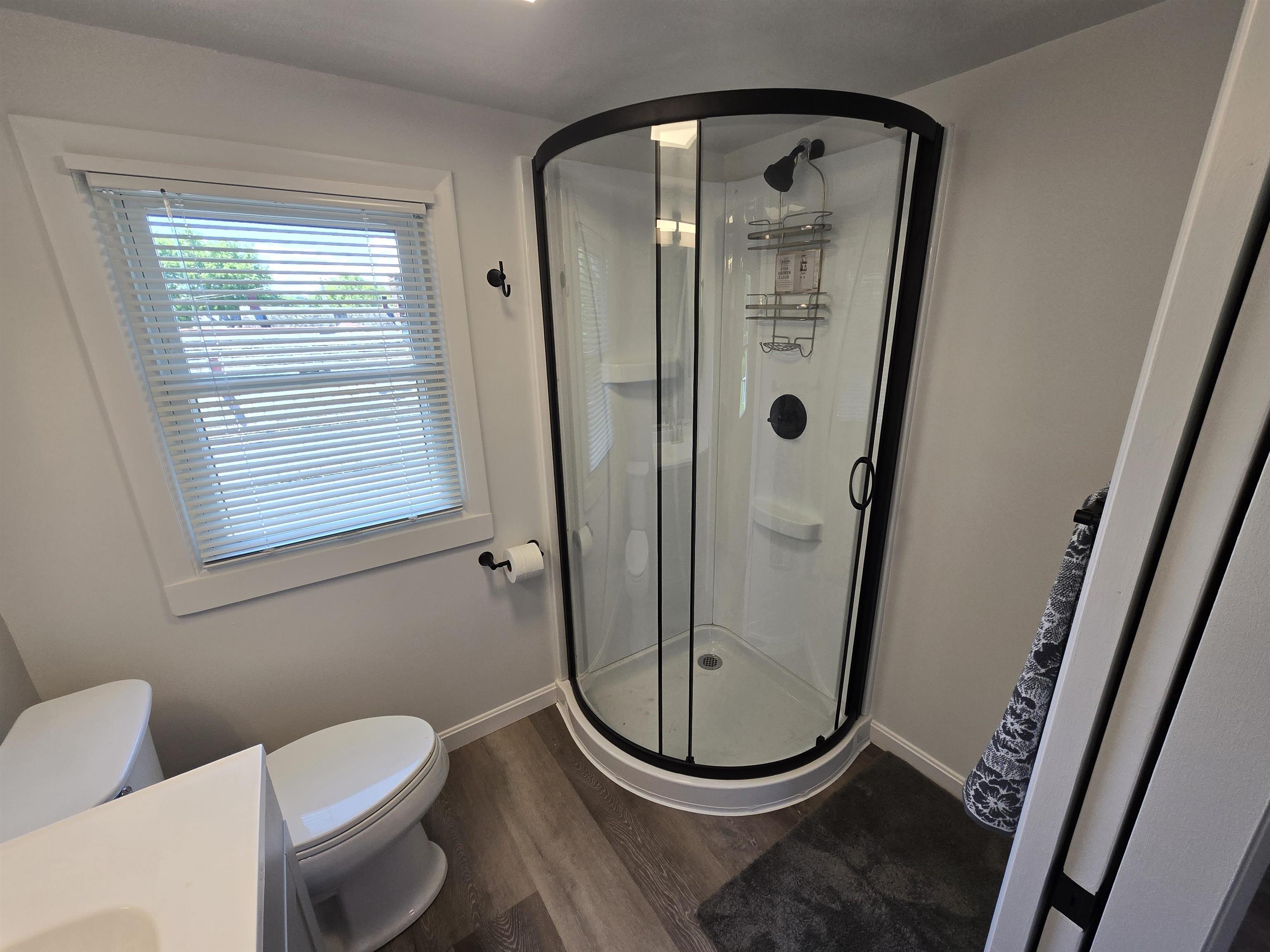 property viewer photo 8
