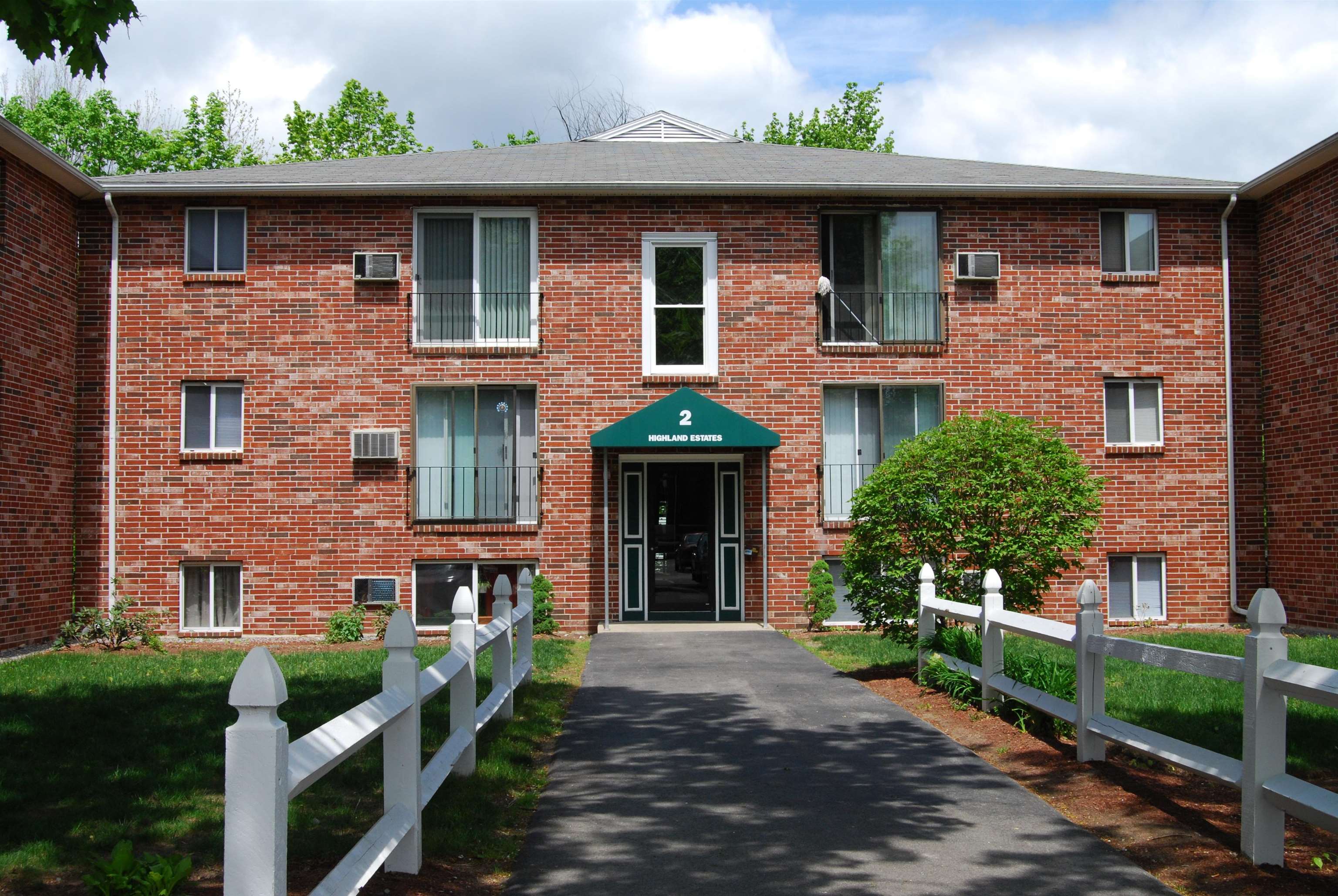 main property photo 0