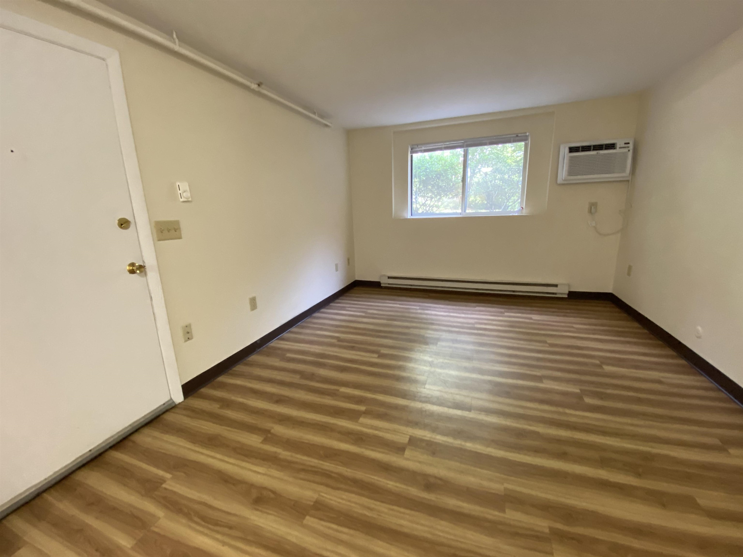 property viewer photo 18